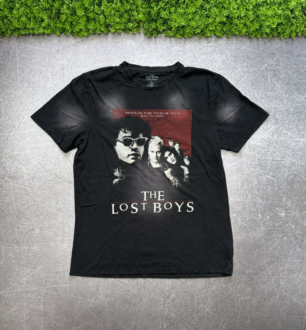 Vintage Vintage The Lost Boys Movie Tee Size US L / EU 52-54 / 3 - 1 Thumbnail