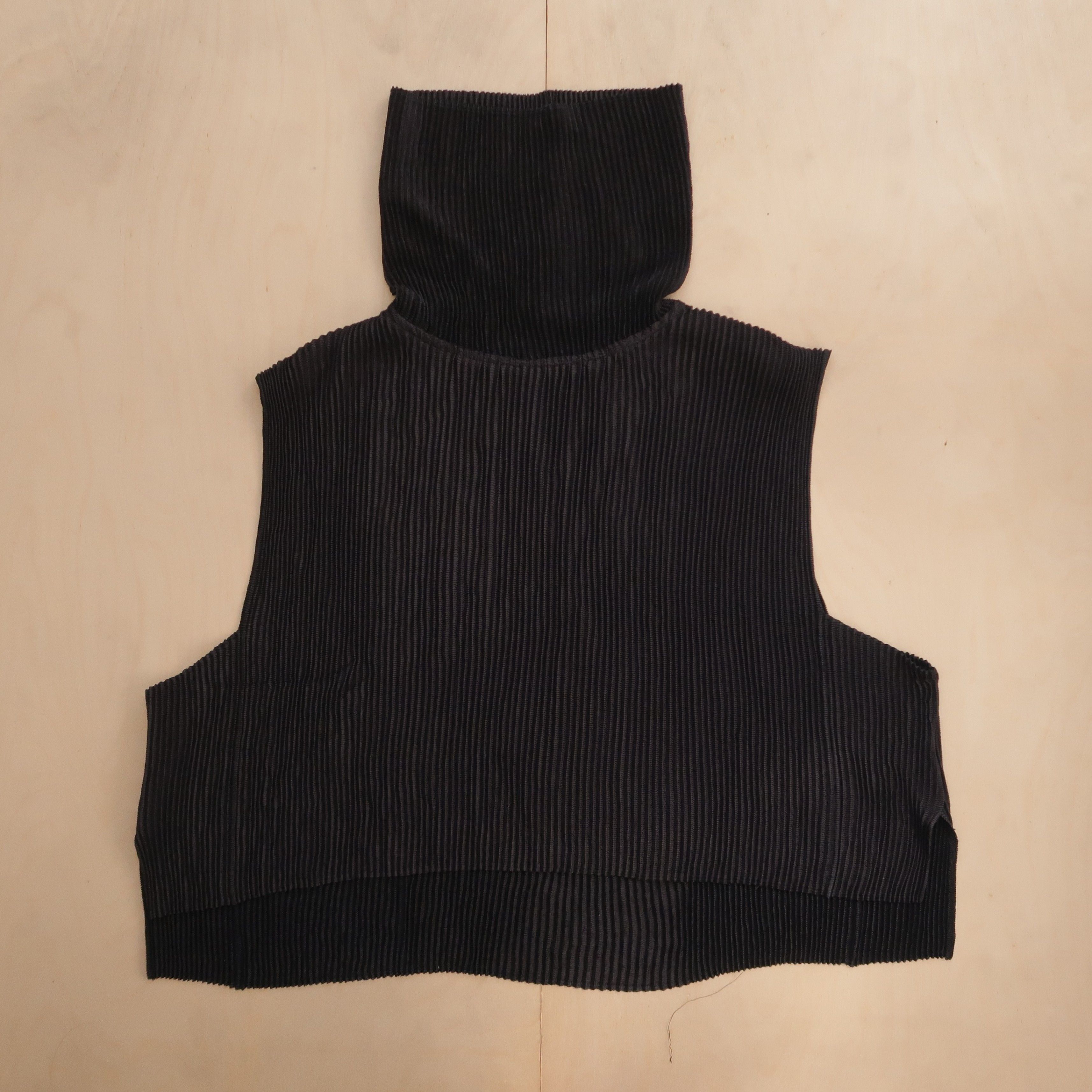 Specchio Pleats | Grailed