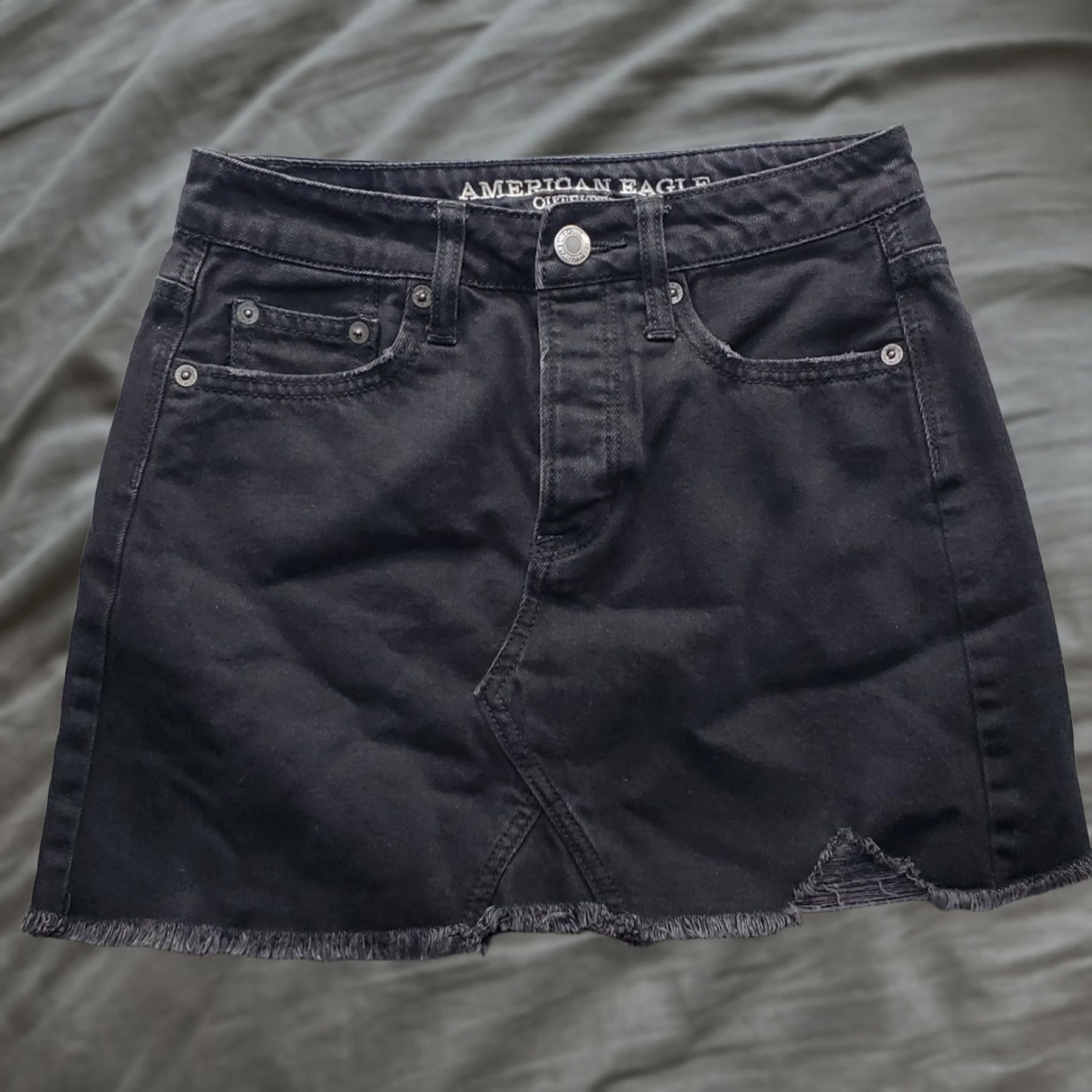 American Eagle Outfitters VINTAGE American Eagle Outfitters A-Line Skirt Womens 00 Black Denim Button Fly Short Skirt Womens Size 00 Black Denim Button Fly Size 24" / US 00 / IT 34 - 1 Thumbnail