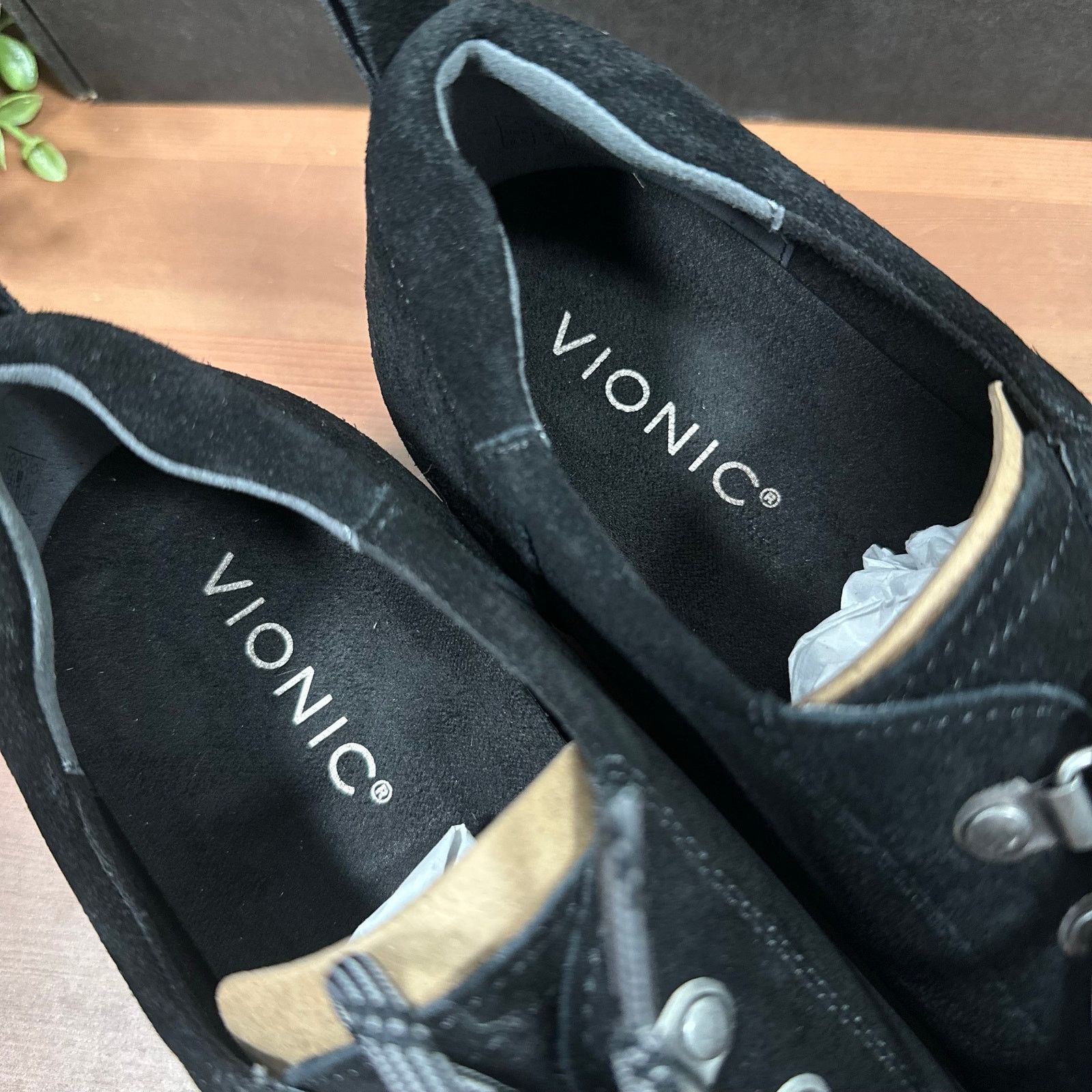 Vionic Vionic Ballari Black Suede Lace-Up Shoes Size 8.5 Wide Size US 8.5 / IT 38.5 - 8 Thumbnail