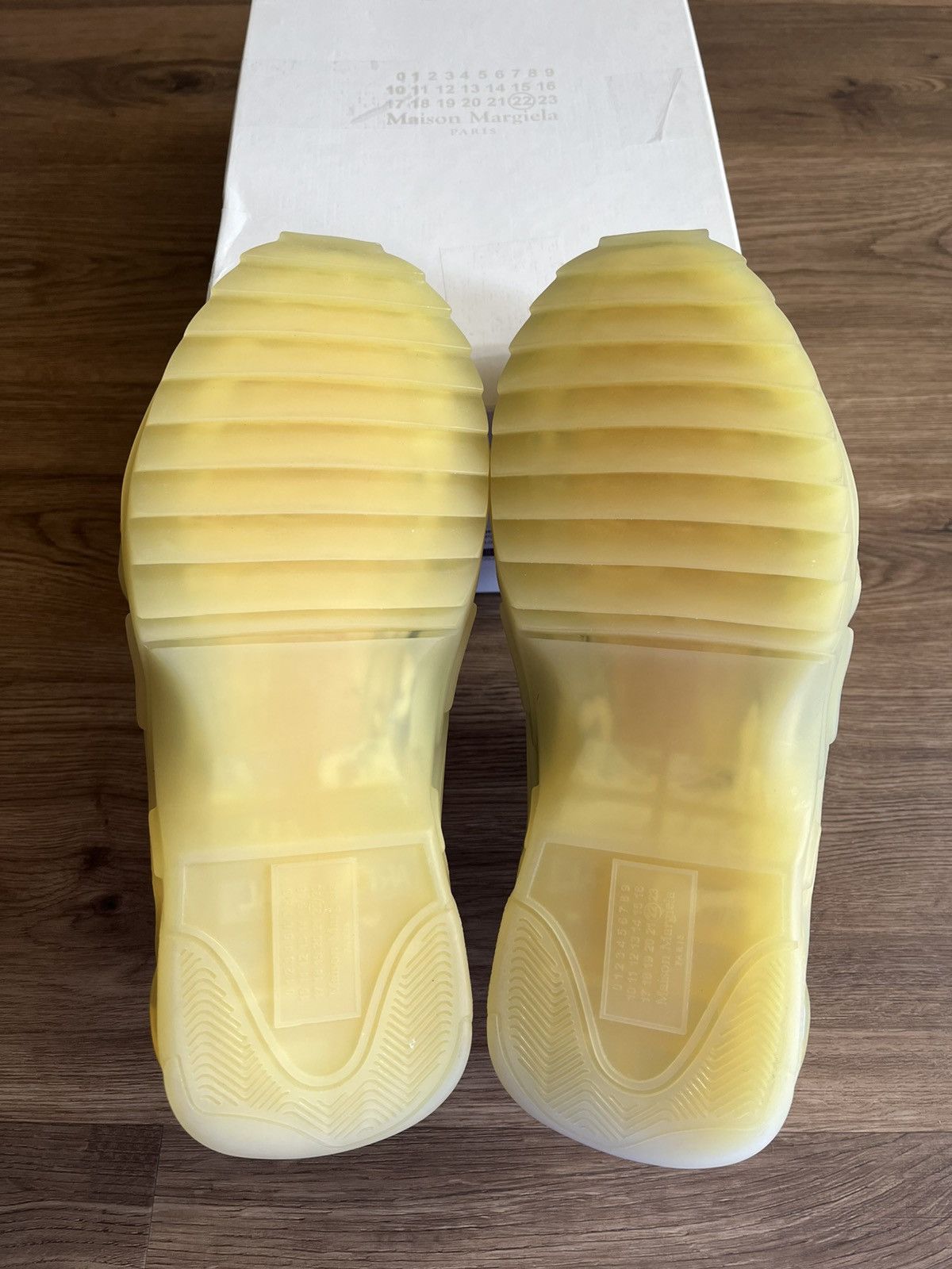 Maison Margiela Maison Margiela New Future Low Silver Iridescent Size 41 Size US 9 / EU 42 - 7 Thumbnail