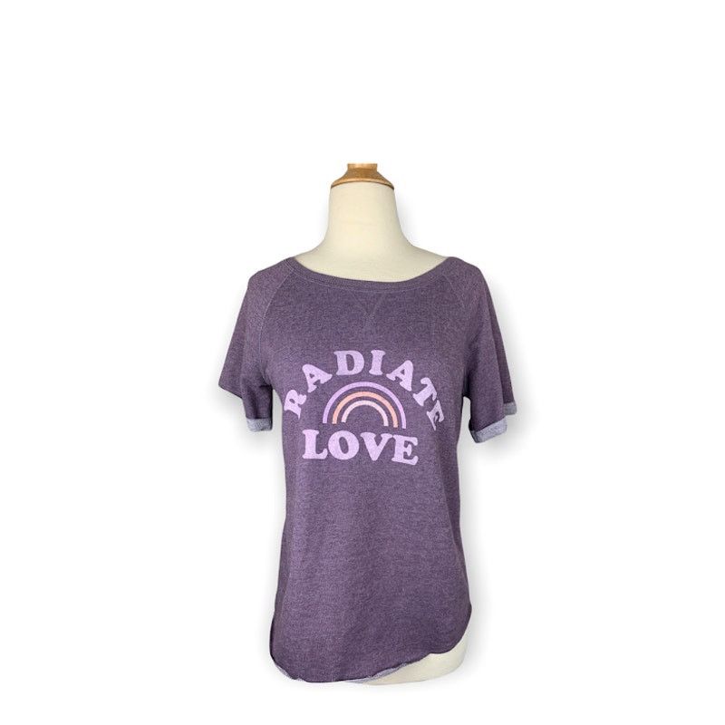 Target Basics Xhilaration Radiate Love lightweight Sweatshirt. Size S / US 4 / IT 40 - 5 Thumbnail