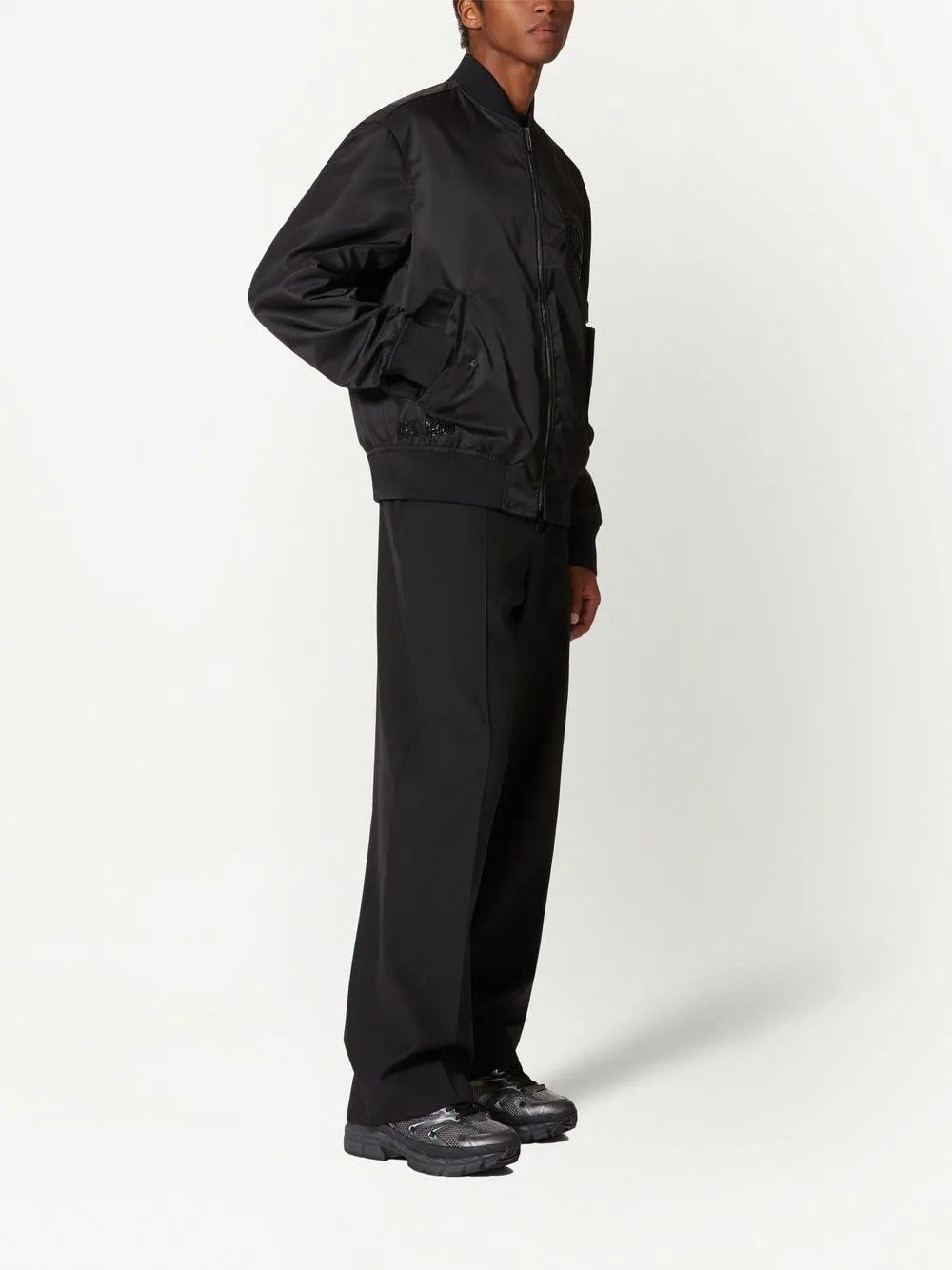 Valentino o1y0525 Logo Bomber Jacket in Black Size US L / EU 52-54 / 3 - 4 Thumbnail