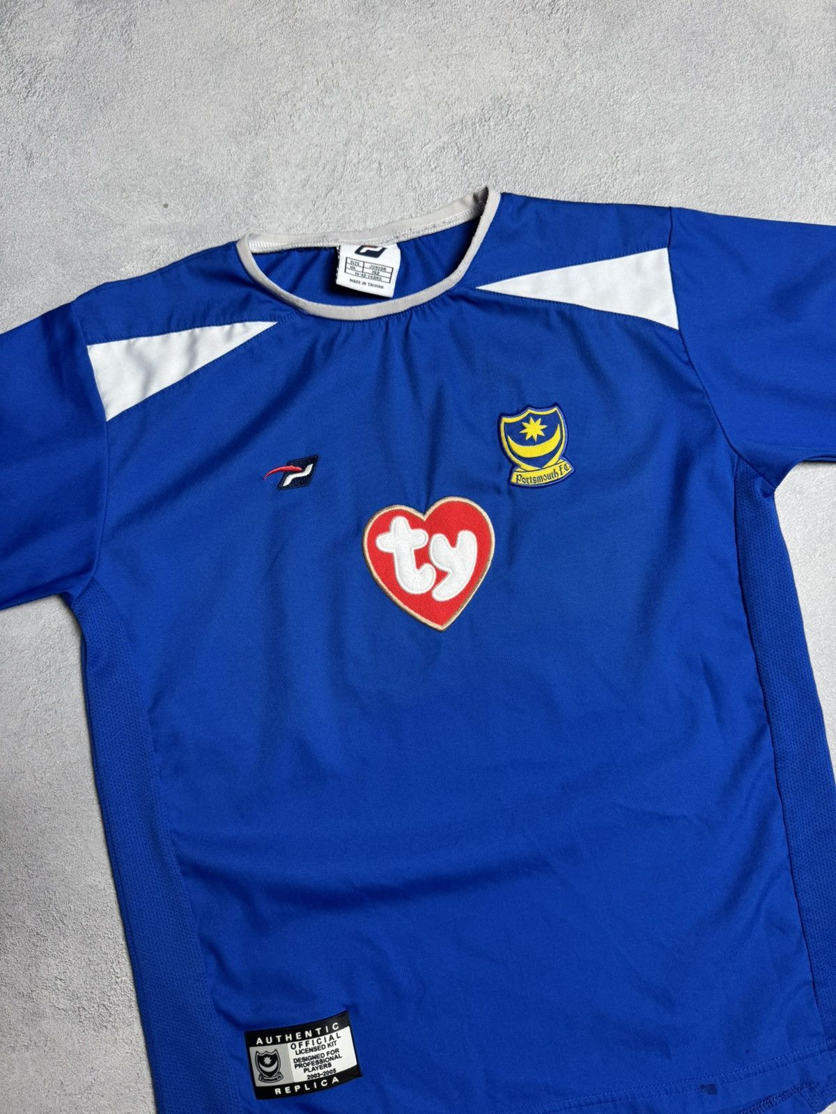 Other Portsmouth 2003 2005 Home Shirt Soccer Jersey Pompey Sport Size US XXS / EU 40 - 3 Thumbnail