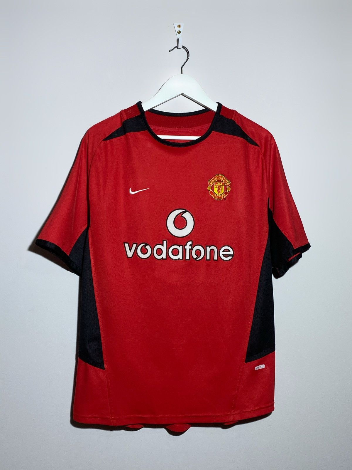 Nike Vntg Nike Manchester United Vodafone Retro Hype Jersey Size US M / EU 48-50 / 2 - 1 Thumbnail