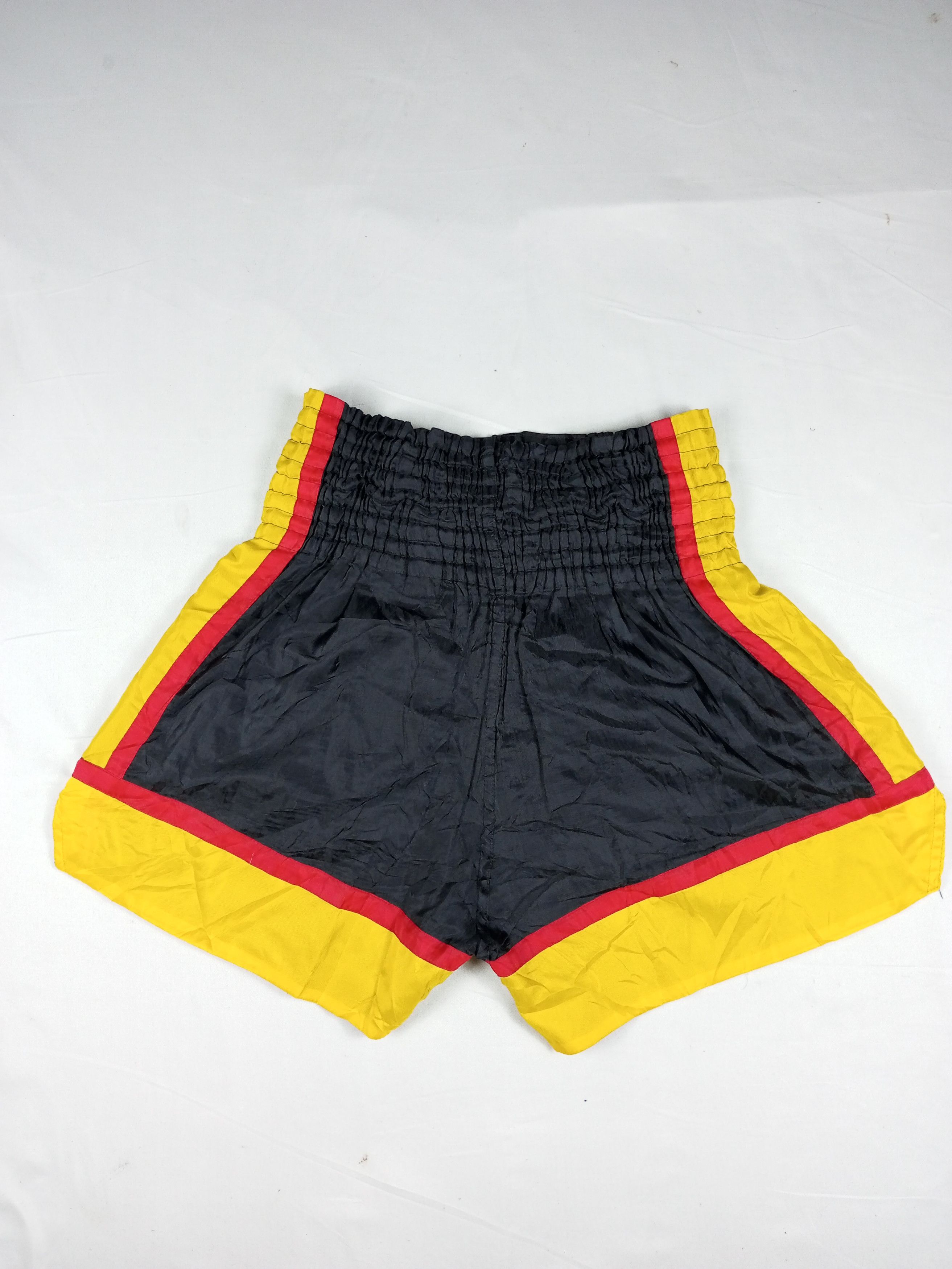 Other Vintage Muay Thai Sportswear Shorts 90s Embroidery Size US 32 / EU 48 - 12 Thumbnail