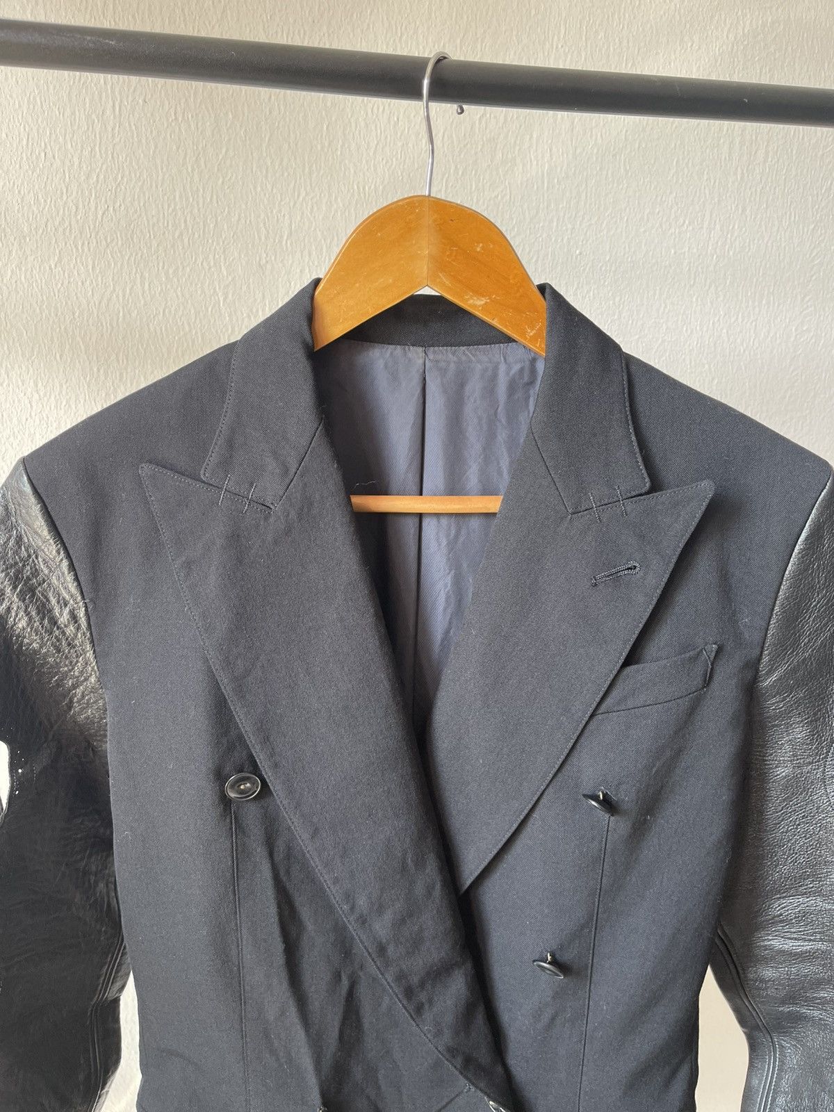 Jean Paul Gaultier Runway 1992 Jean Paul Gaultier Leather Sleeve Jacket 11 Size S / US 4 / IT 40 - 5 Thumbnail