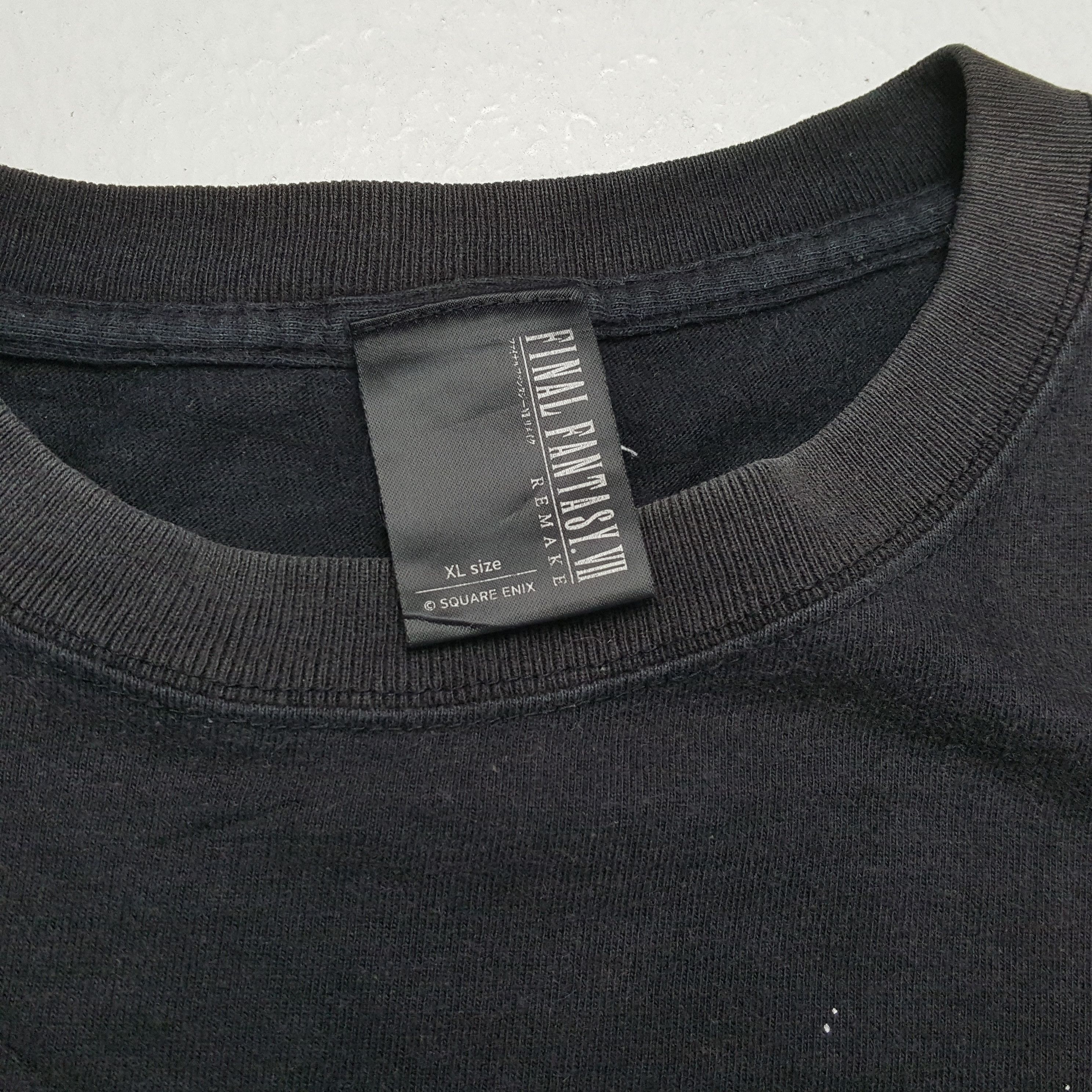Playstation × The Game Vintage FINAL FANTASY VII Japanese Movie Game T-Shirts Size US XL / EU 56 / 4 - 6 Thumbnail