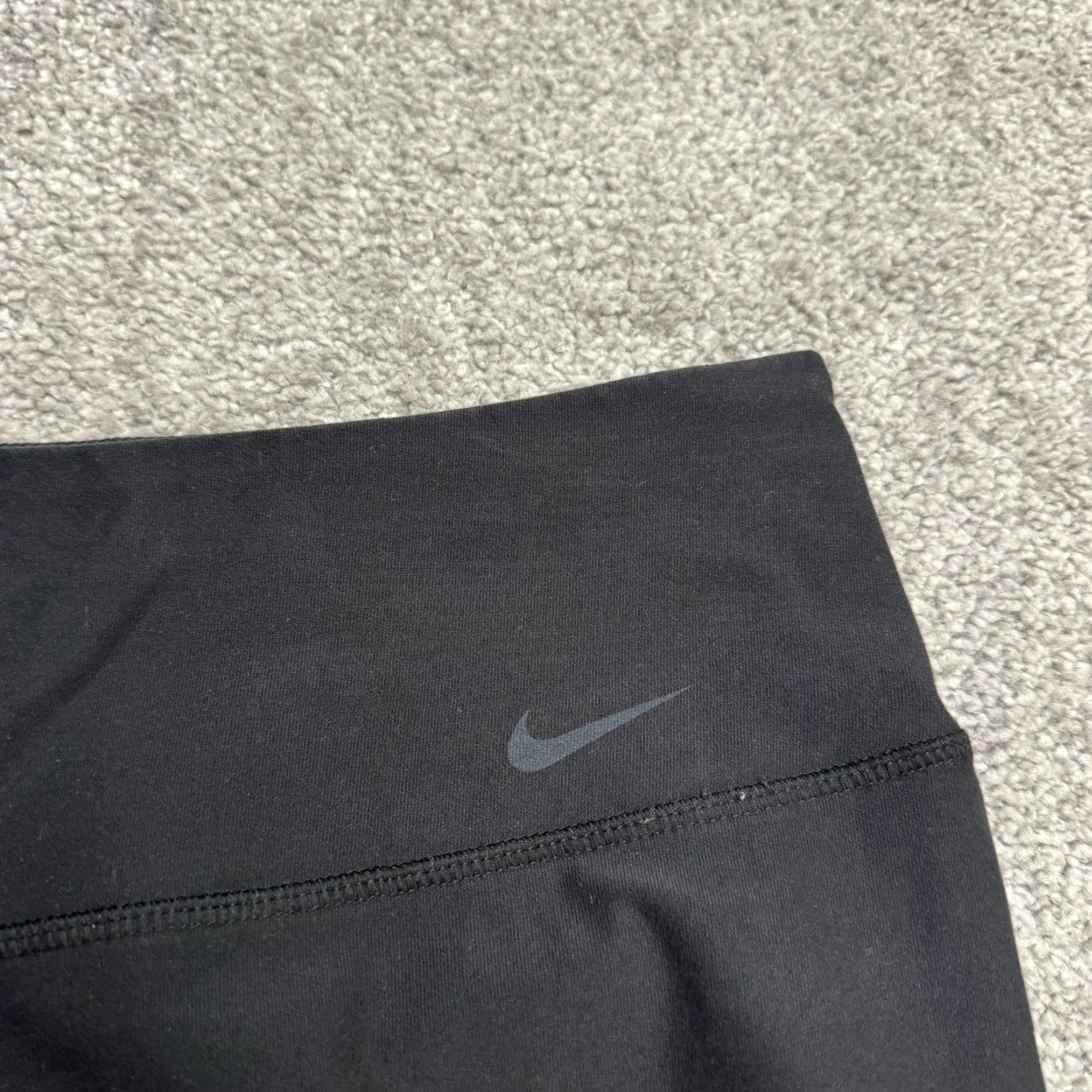 Nike VINTAGE Nike Dri-Fit Legend Compression Leggings Womens Medium Black Activewear Gym Yoga Size 28" / US 6 / IT 42 - 3 Thumbnail