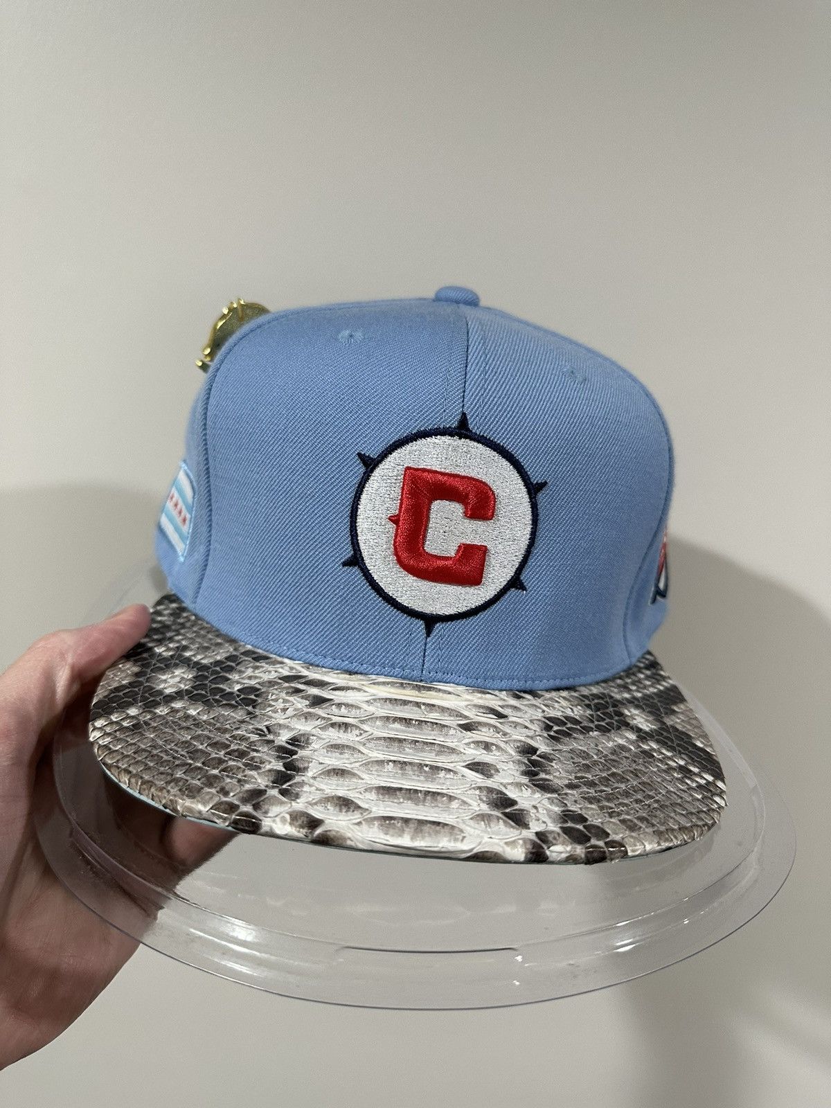 Just Don × Mitchell & Ness Just Don x Mitchell & Ness MLS Chicago Fire Snakeskin Hat Size ONE SIZE - 8 Thumbnail