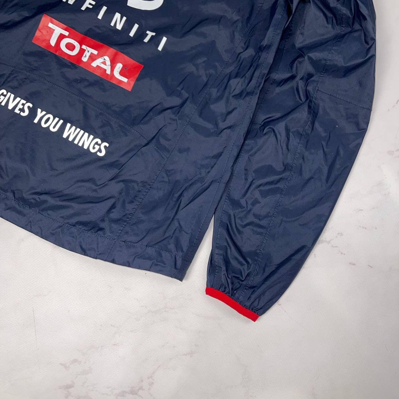 Red Bull Red Bull Infiniti F1 Racing Raincoat Jacket men’s size Size US S / EU 44-46 / 1 - 15 Thumbnail