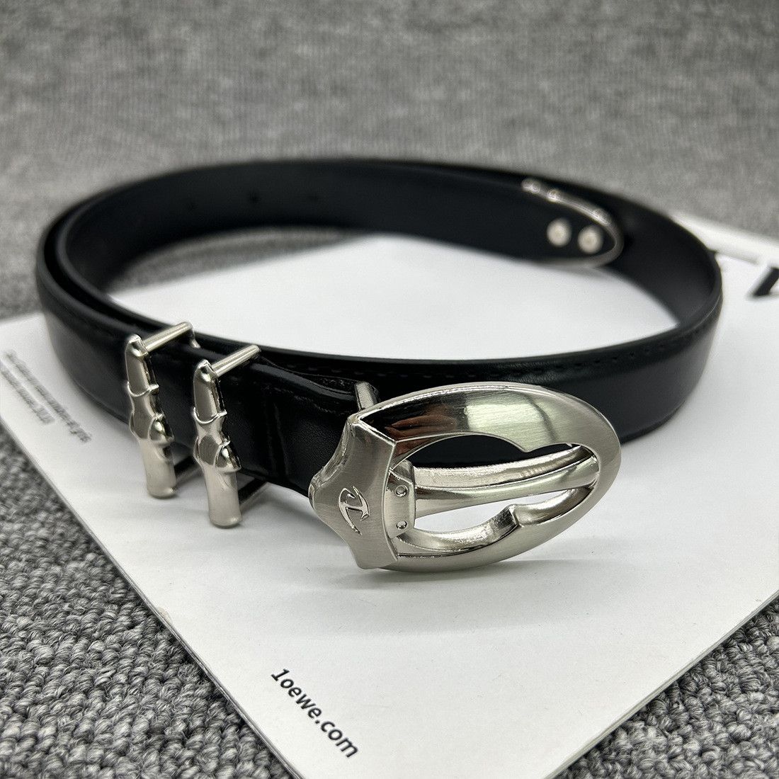 Japanese Brand × Vintage Pu leather alloy buckle waist strap Size 30 - 1 Thumbnail