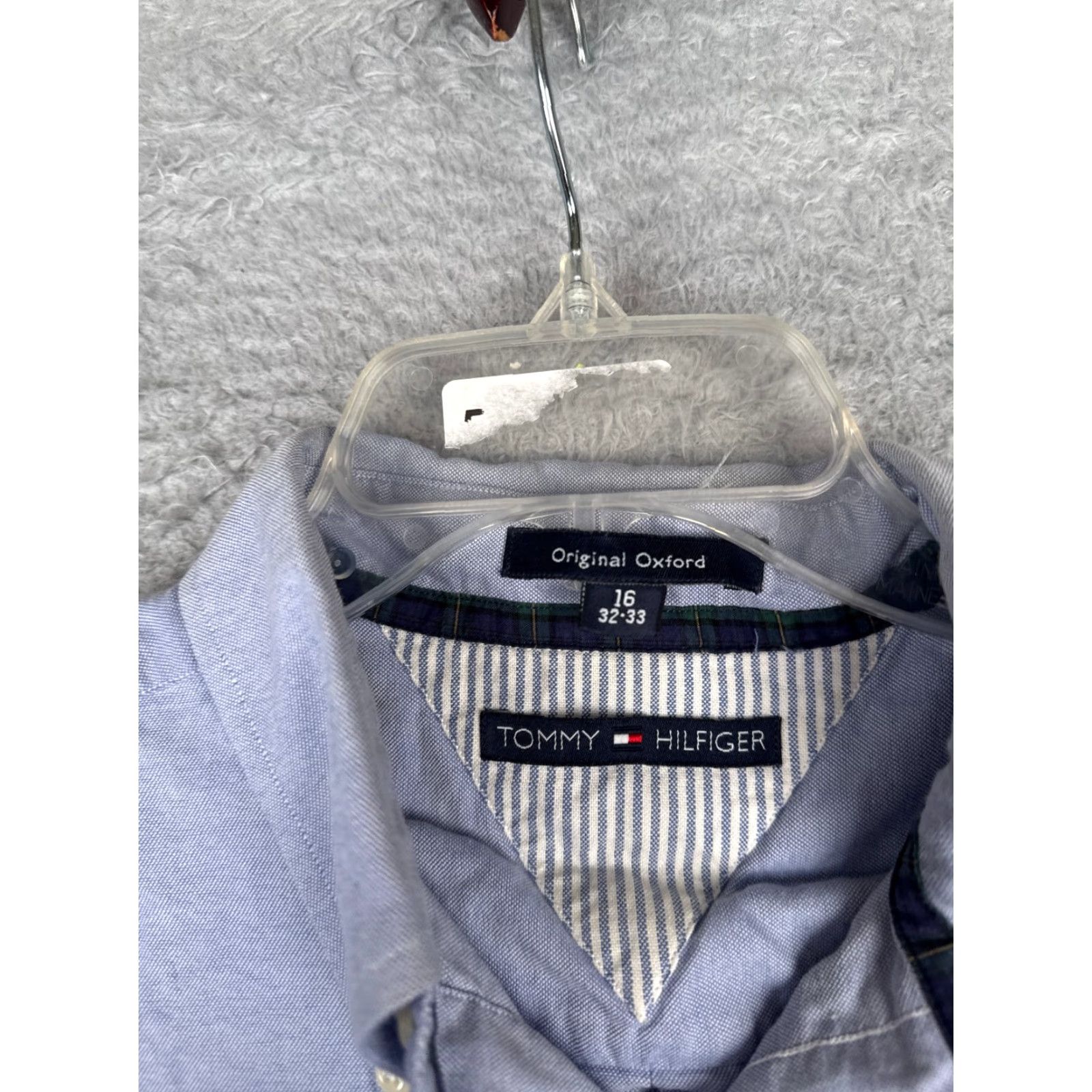Tommy Hilfiger Tommy Hilfiger Shirt Men XL Blue Button Up Long Sleeve Pocket Casual Workwear 16 32-33 Regular Chest 40 in Cotton Woven Button-Down Collar Size US L / EU 52-54 / 3 - 7 Thumbnail