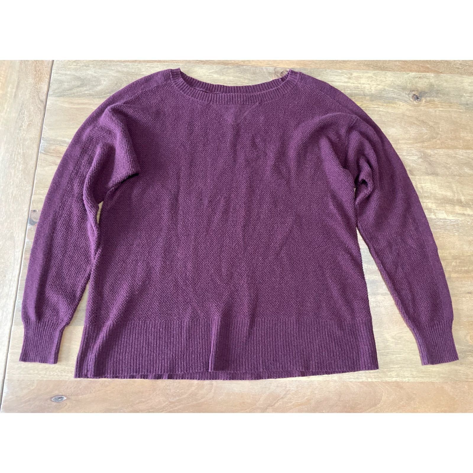 American Eagle Outfitters American Eagle Outfitters Sweater Women’s S Knit Pullover Round Neck Burgundy Long Sleeve Size S / US 4 / IT 40 - 2 Thumbnail