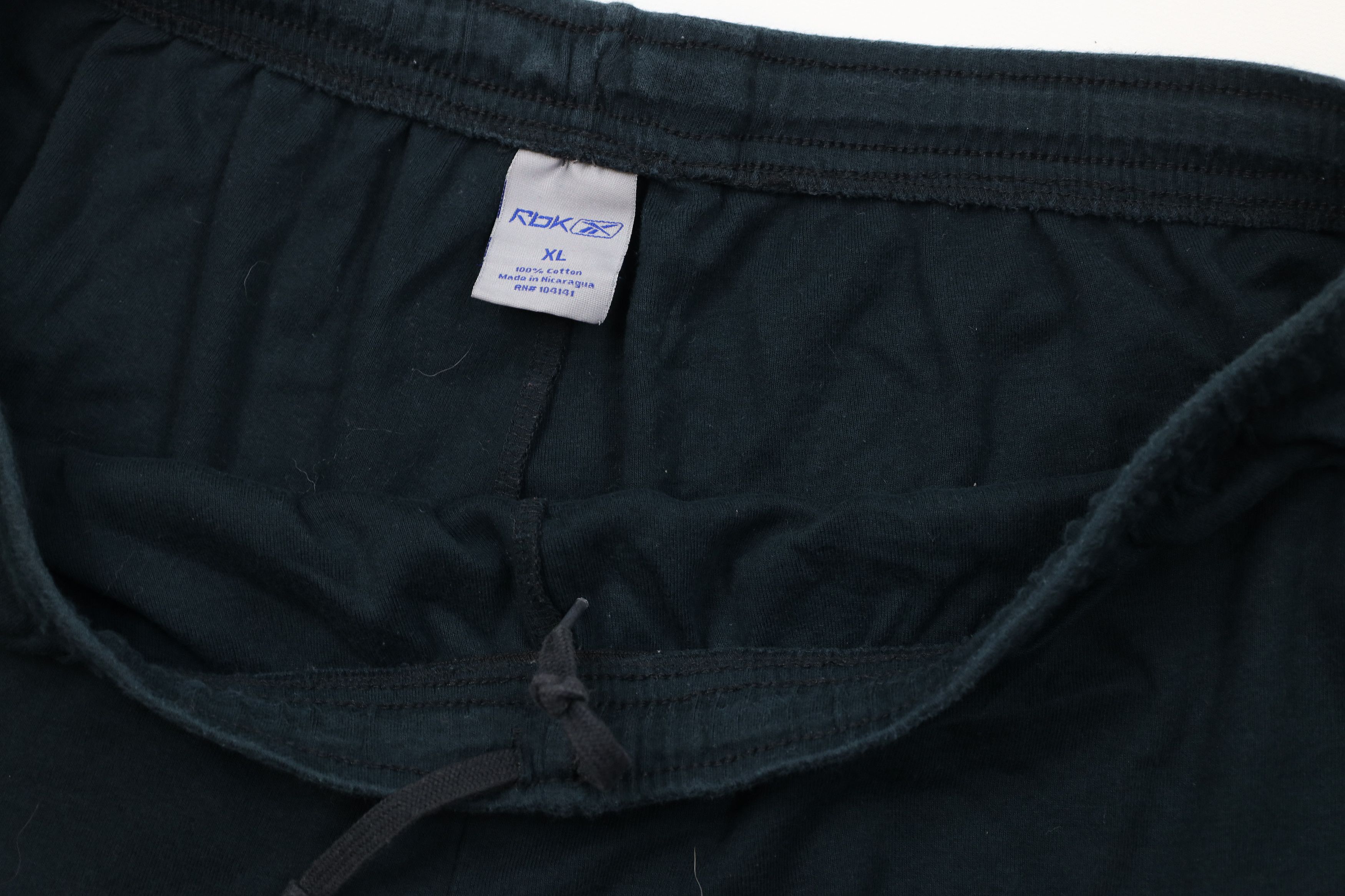 Reebok Vintage 90s Reebok Faded Classic Logo Hot Booty Shorts Black Size 36" / US 14 / IT 50 - 7 Thumbnail