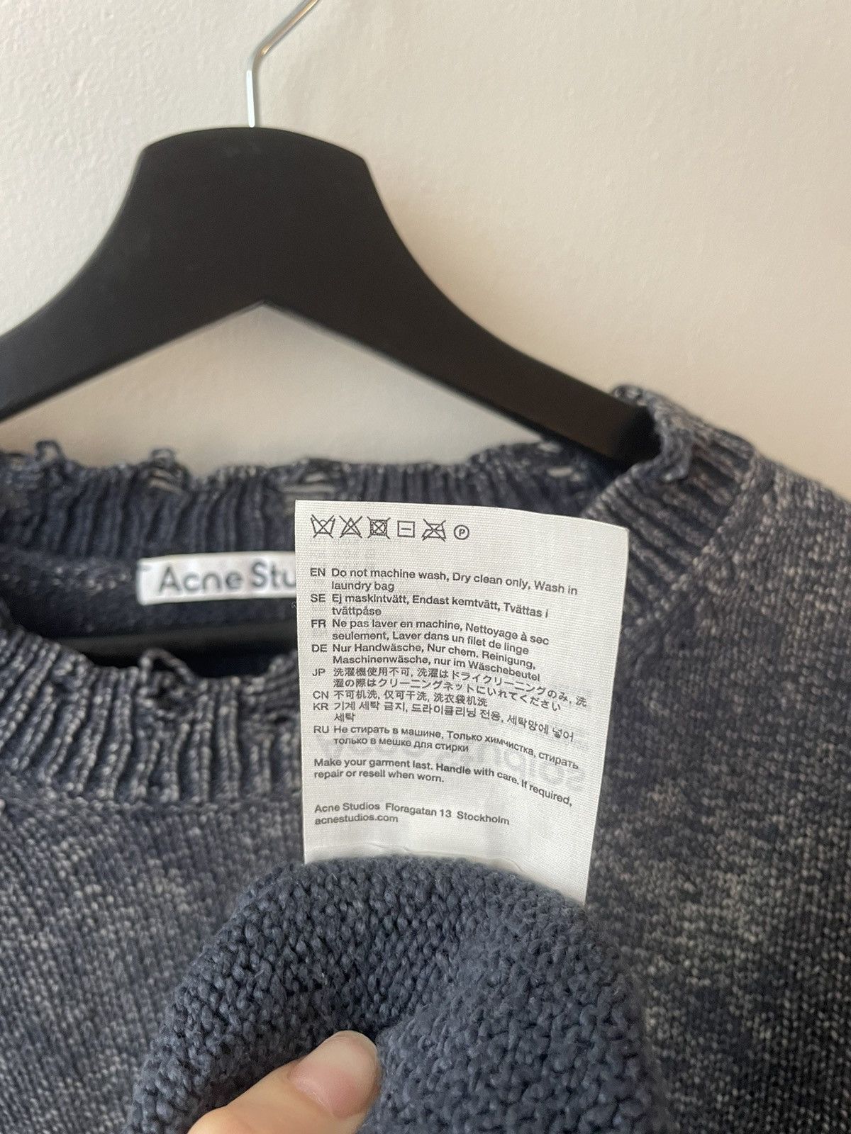 Acne Studios *RARE GRAIL* Acne Studios washed faded sweater distressed Size US L / EU 52-54 / 3 - 9 Thumbnail