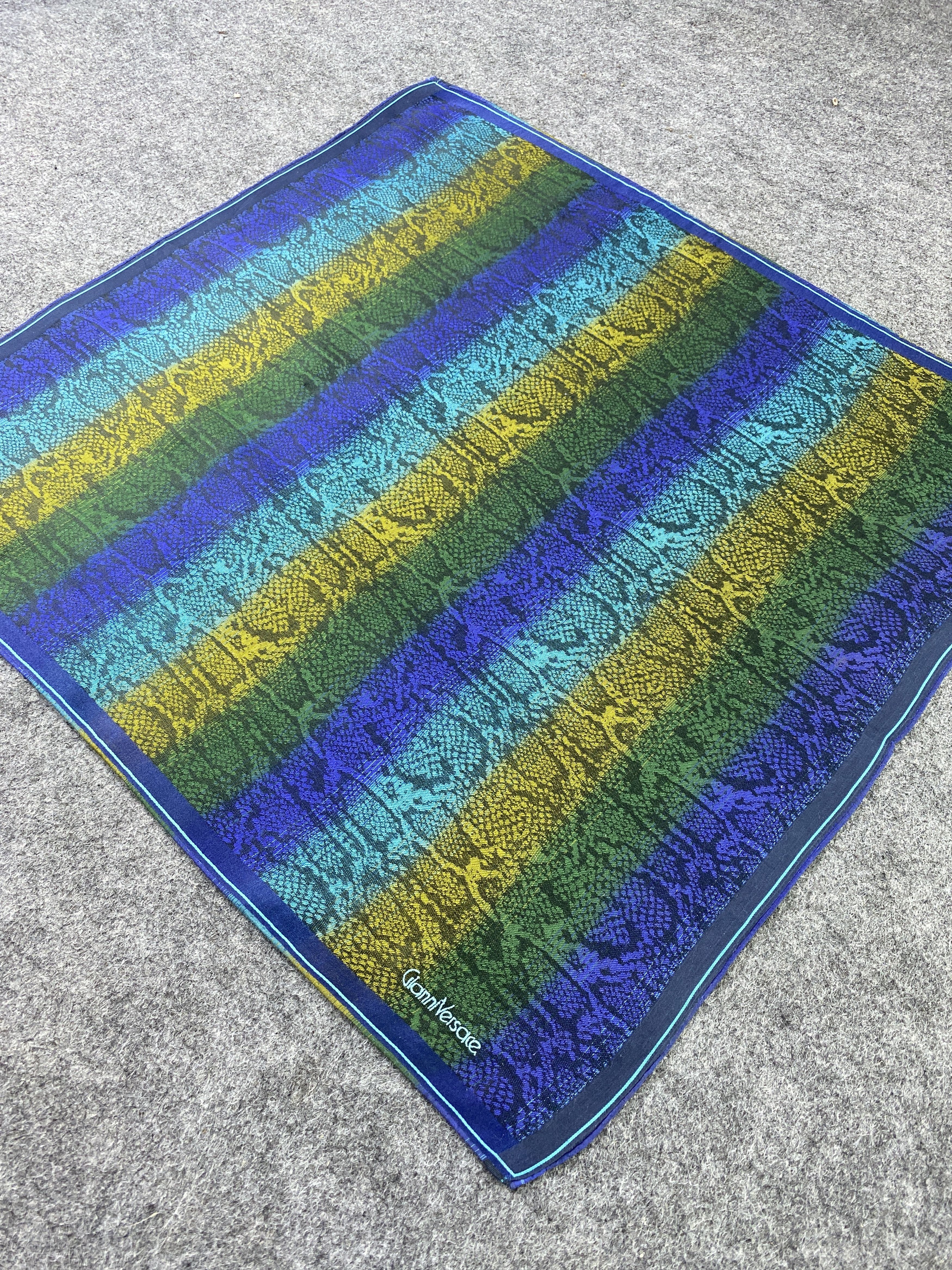 Versace Gianni Versace Handkerchief / Neckerchief / Bandana-B442 Size ONE SIZE - 4 Thumbnail
