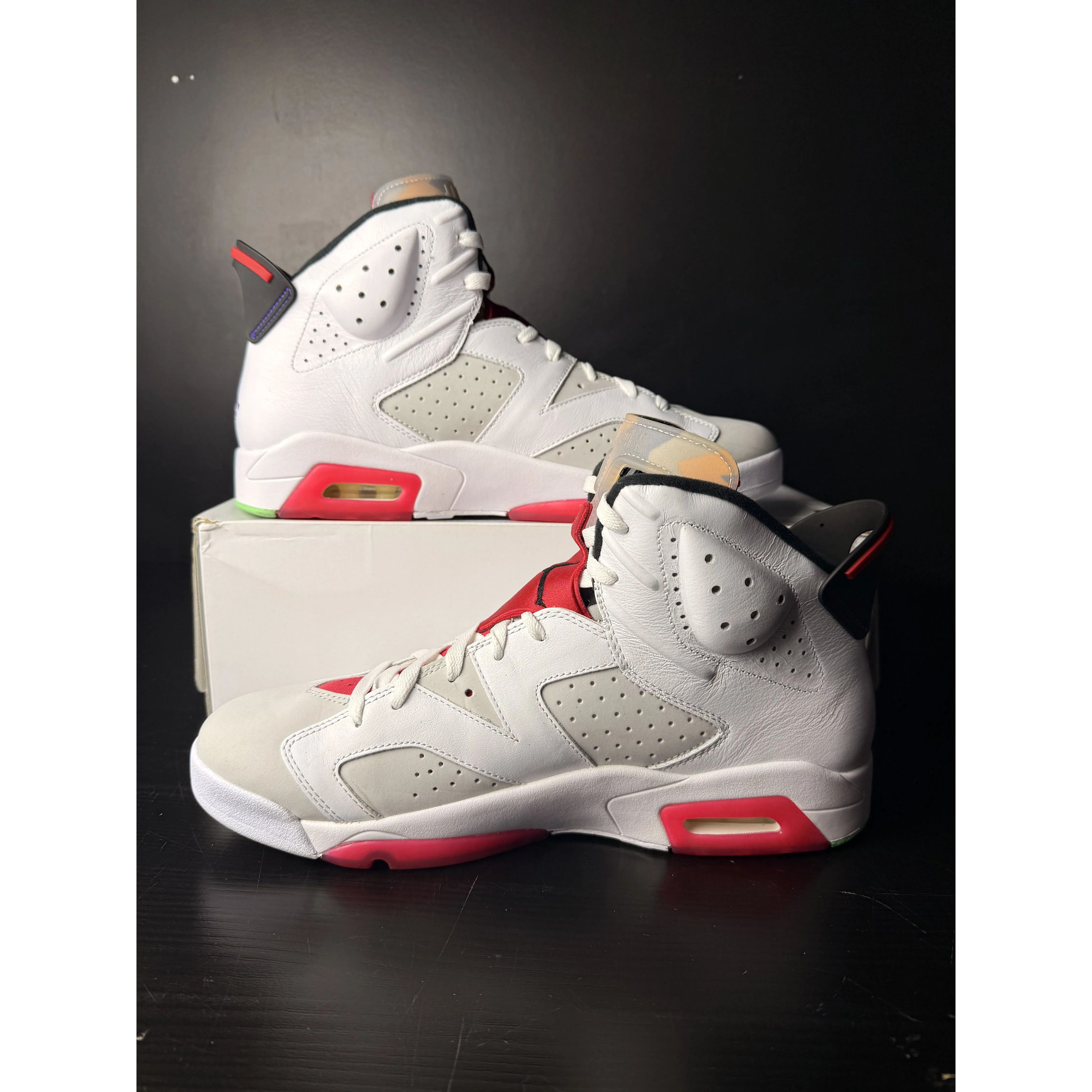 Jordan Brand Air Jordan 6 Retro "Hare" **PRE-OWNED** - Size 13 Size US 13 / EU 46 - 2 Thumbnail