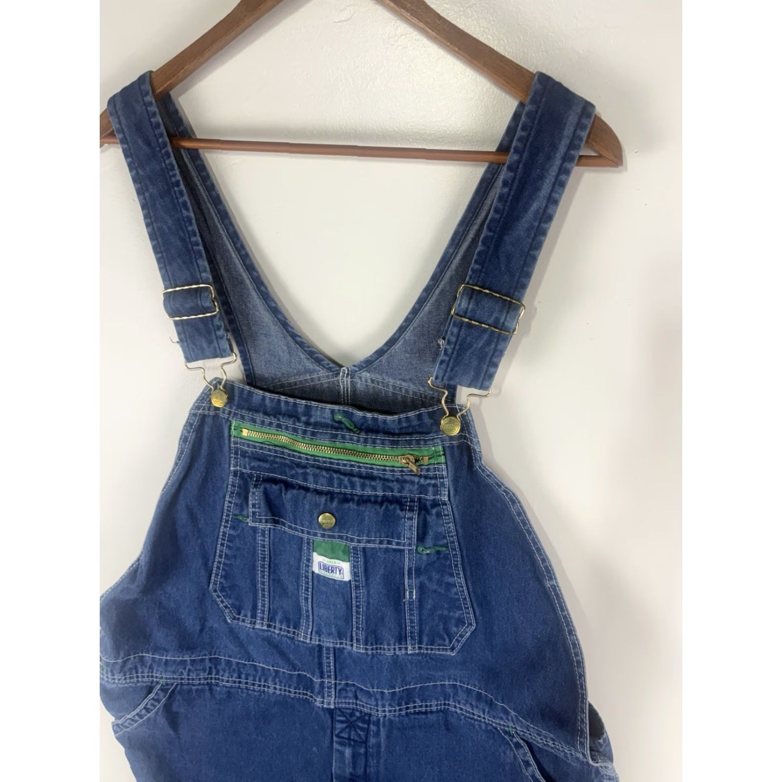 Vintage Liberty Men’s Denim Bib Overalls 42X32 Mid Rise Blue 90s USA Workwear Size US 42 / EU 58 - 3 Thumbnail