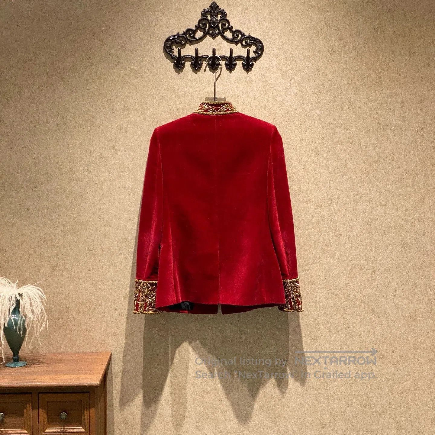 Saint Laurent Paris Saint Laurent Red Velvet Embroidered Jacket. Size XS / US 0-2 / IT 36-38 - 2 Thumbnail