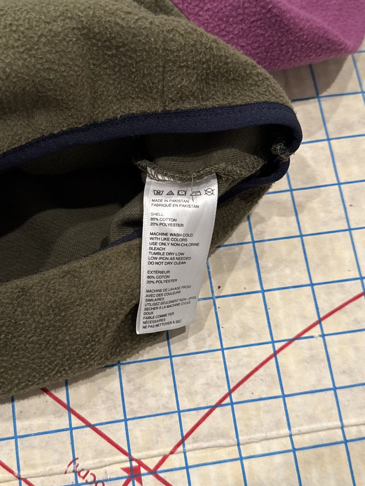 Urban Outfitters Urban Outfitters Brown 1/2 Zip Fleece Mens Size Medium Size US M / EU 48-50 / 2 - 7 Thumbnail