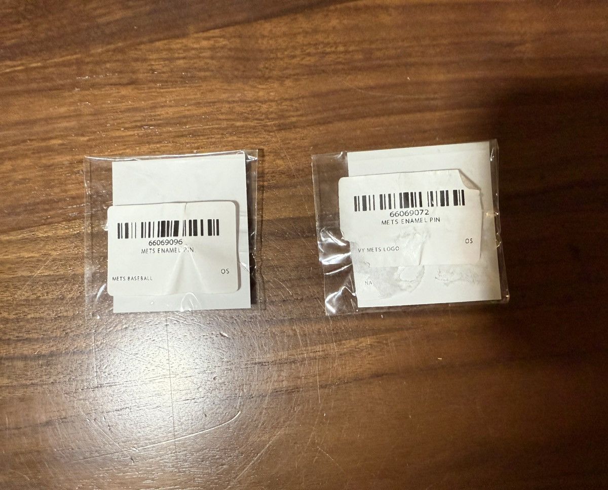 Aime Leon Dore Aime Leon Dore Lot of 2 New York METS Metal Pins New Size ONE SIZE - 2 Thumbnail