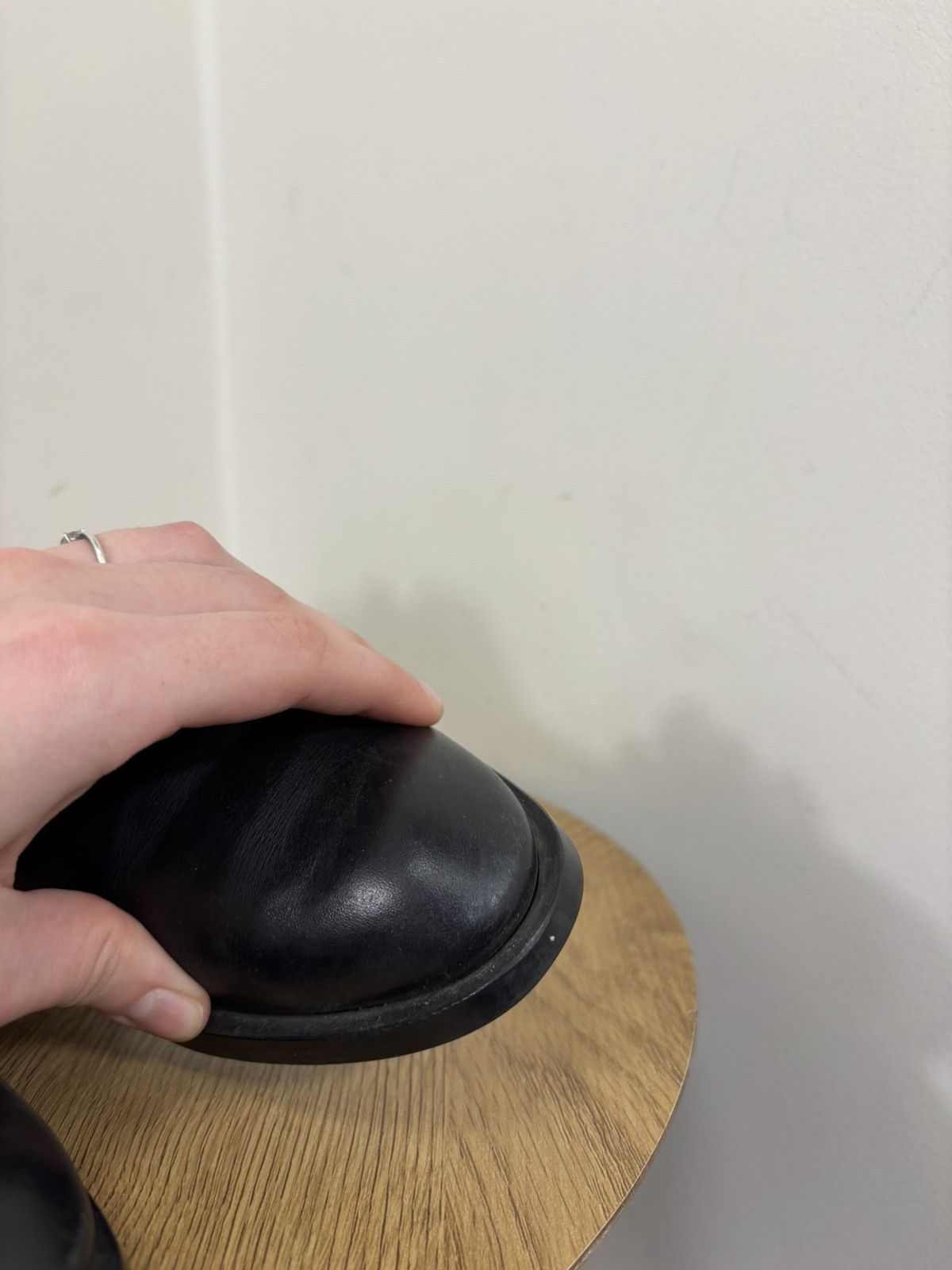 Tod's Tod’s Women’s Black Low Heel Ankle Leather Chelsea Boots Size US 7.5 / IT 37.5 - 7 Thumbnail
