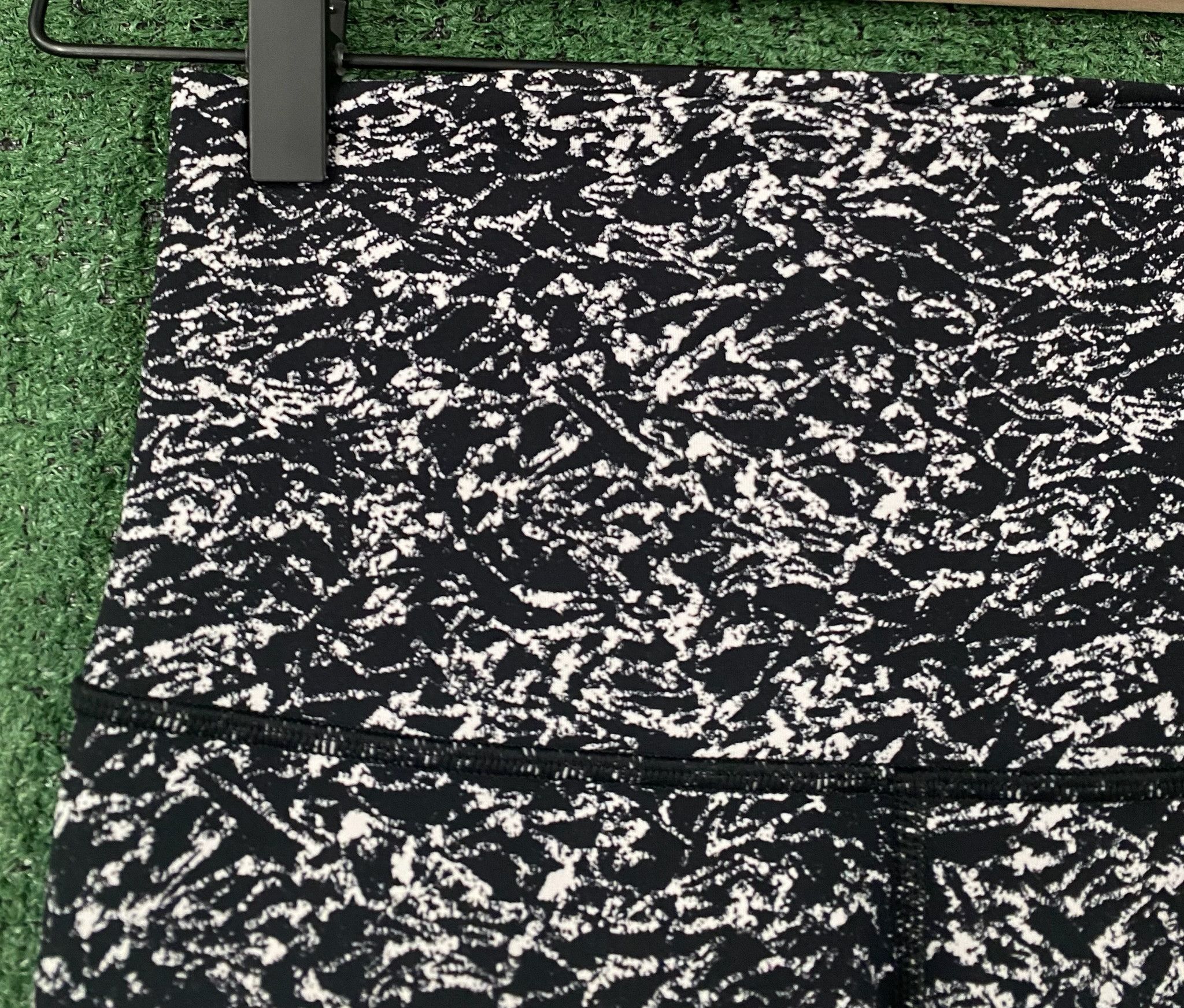 Lululemon Lululemon Wunder Under Icebreaker Patterned Leggings 6 Size 28" / US 6 / IT 42 - 3 Thumbnail