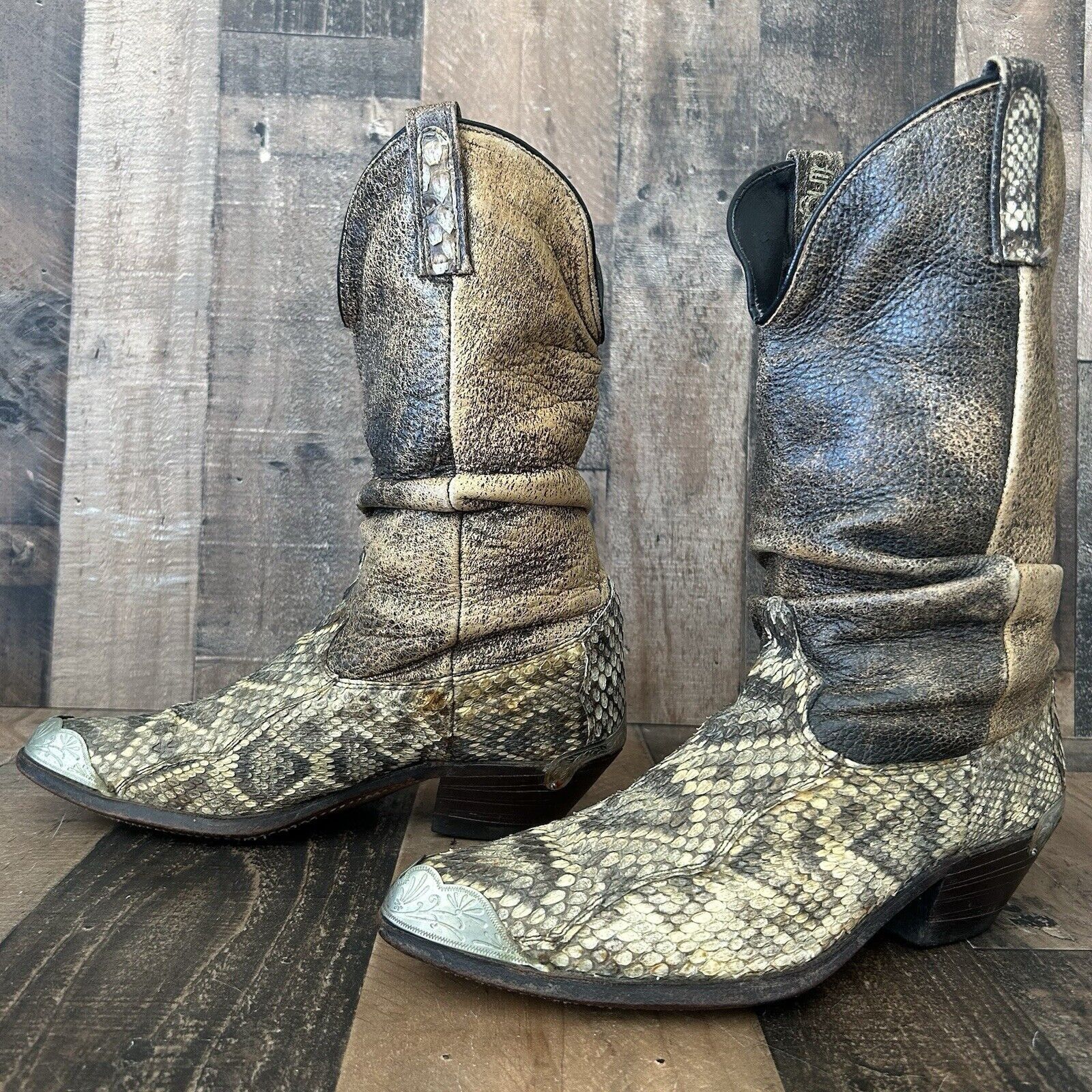 Dingo fashion snakeskin boots