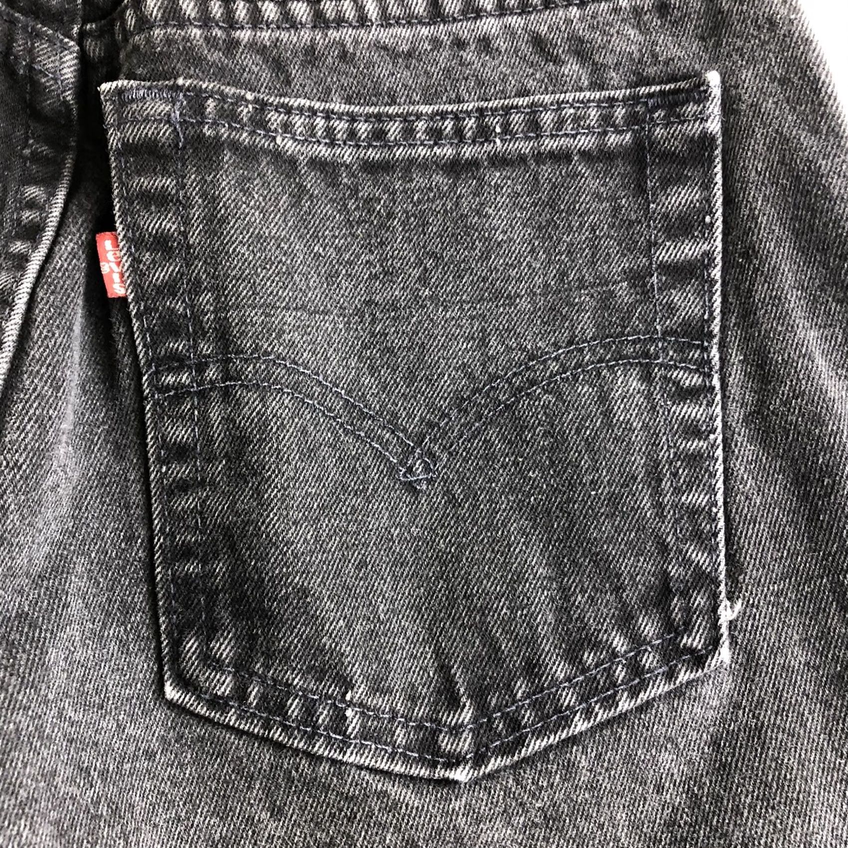 Levi's WOMENS LEVI'S 513 STRAIGHT LEG STRETCH JEANS OFF BLACK W30 L28 Regular Size 30 5-Pocket Denim Vintage No Size 30" / US 8 / IT 44 - 5 Thumbnail