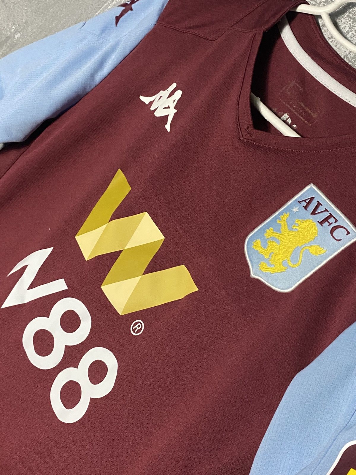 Kappa Aston Villa Kappa Soccer Jersey 2019/2020 Football Shirt Kit Size US M / EU 48-50 / 2 - 3 Thumbnail