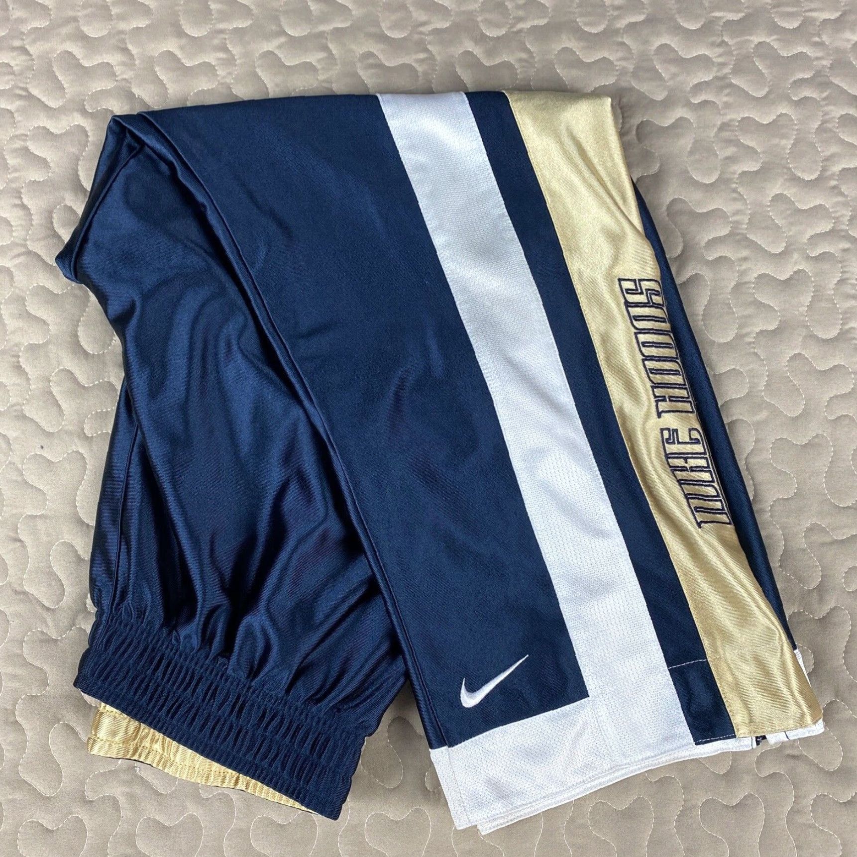 Nike VINTAGE Nike Air Reversible Track Pants Basketball Men S Gold Blue sz S Size US 29 - 5 Thumbnail