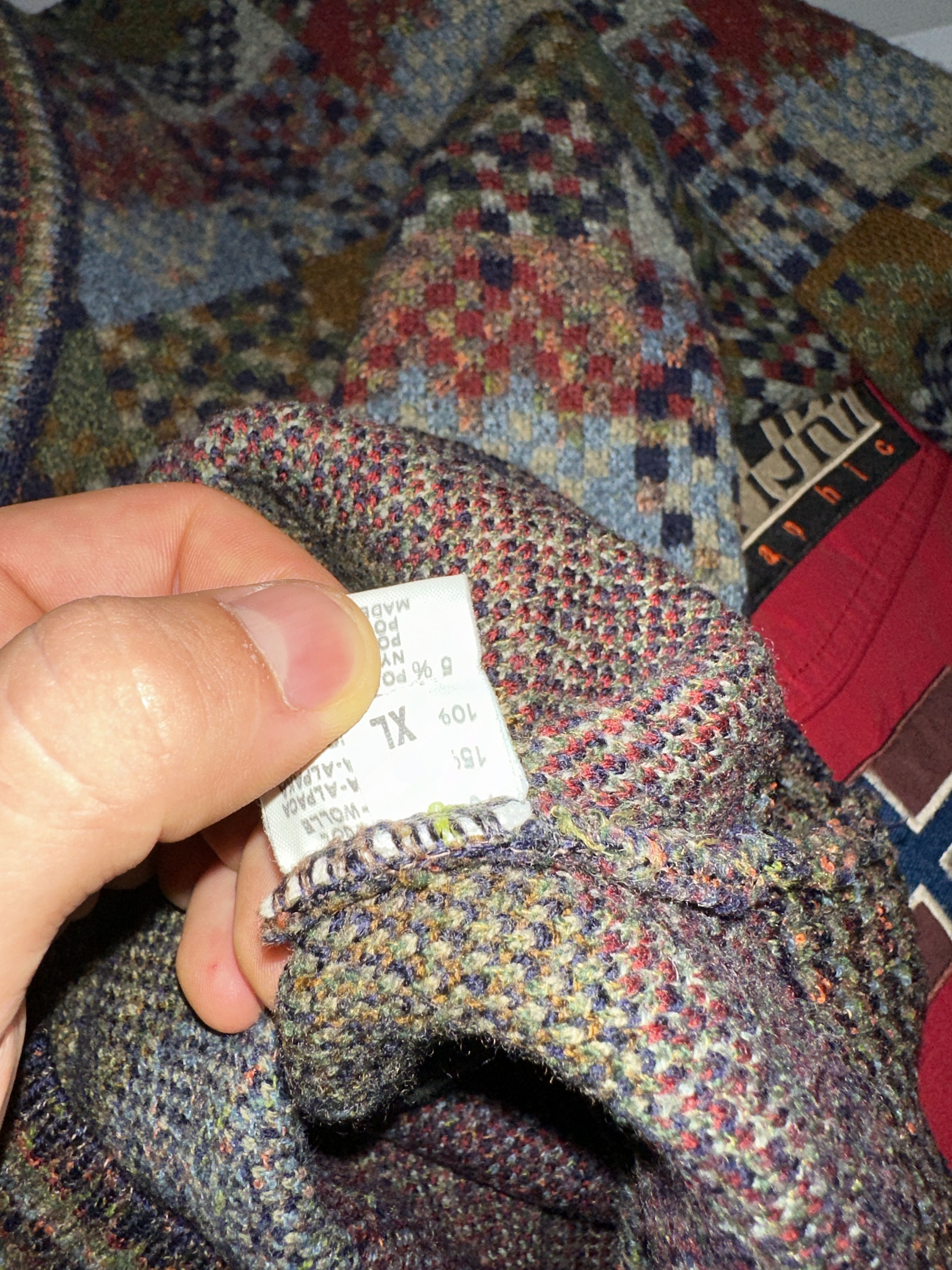 Missoni 1996 Missoni 3D Knit Jumper Retro Pullover Cosby Size XL Size US XL / EU 56 / 4 - 13 Thumbnail