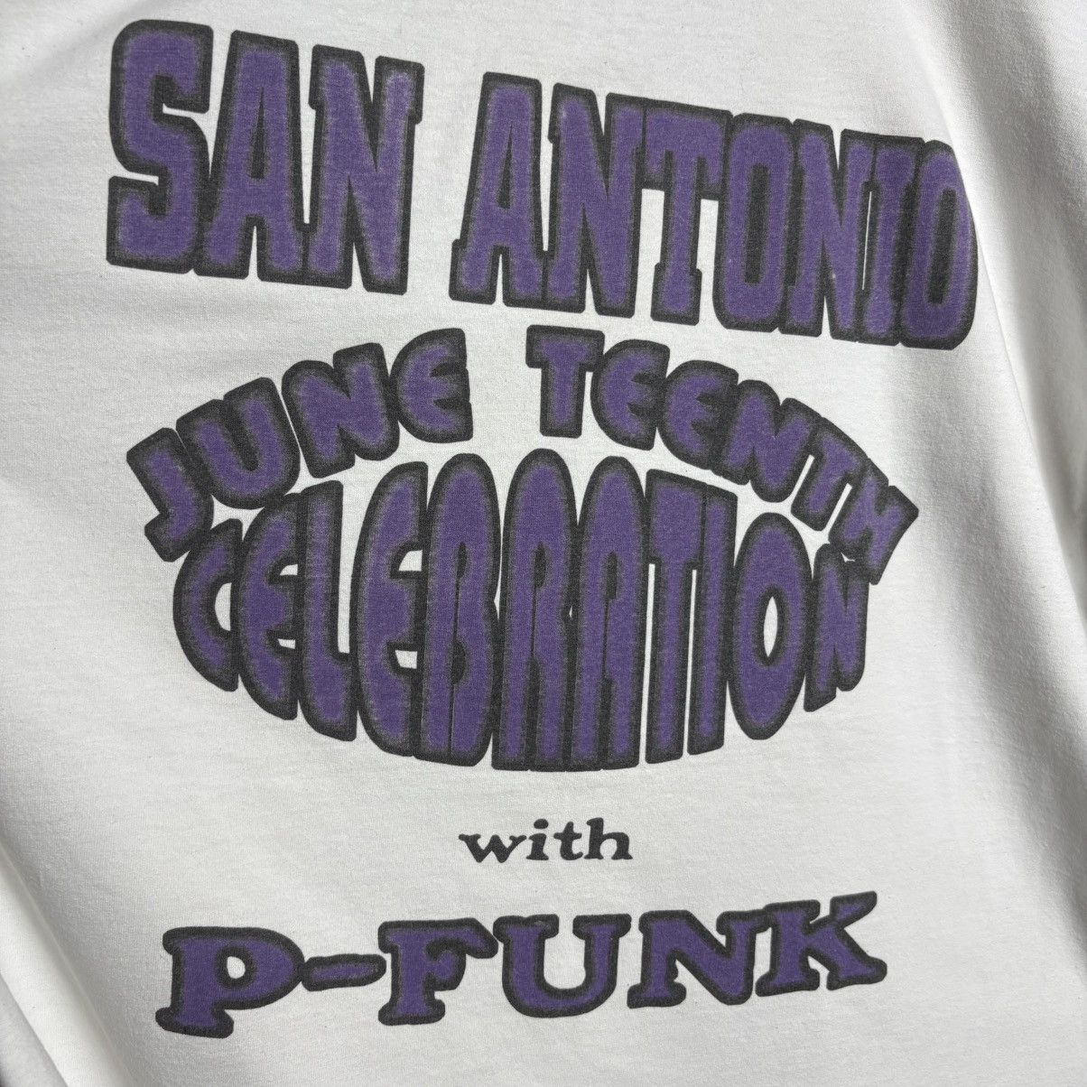 Band Tees Vintage 90s Parliament Funkadelic P-Funk Tour Band Tee Size US XL / EU 56 / 4 - 4 Thumbnail
