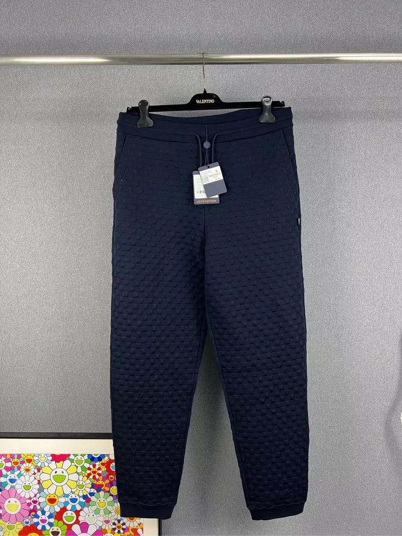 Louis Vuitton Louis Vuitton size xl Checkerboard embossed trousers Size US 28 / EU 44 - 1 Thumbnail