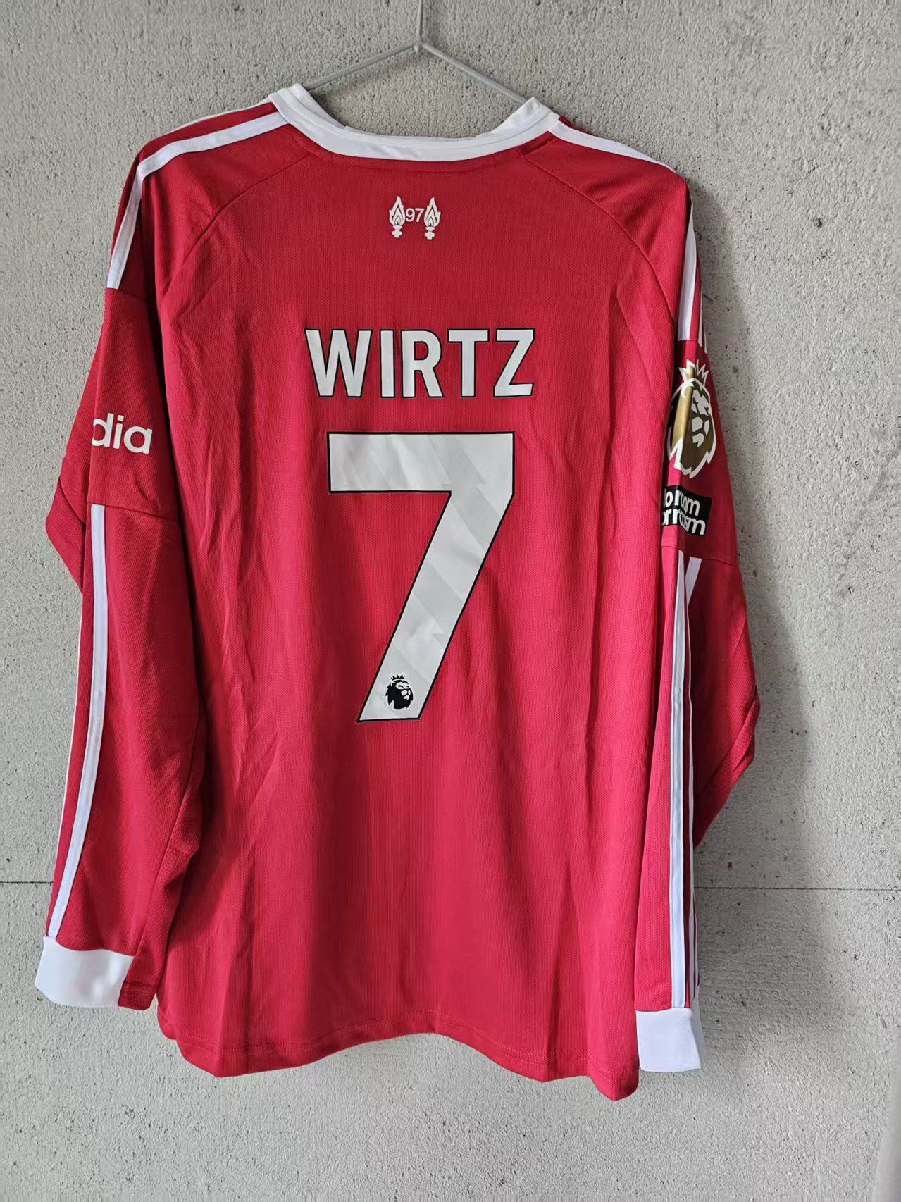 Other 7 Florian Wirtz Jersey 2025 26 Liverpool Longsleeve Size US XL / EU 56 / 4 - 1 Thumbnail