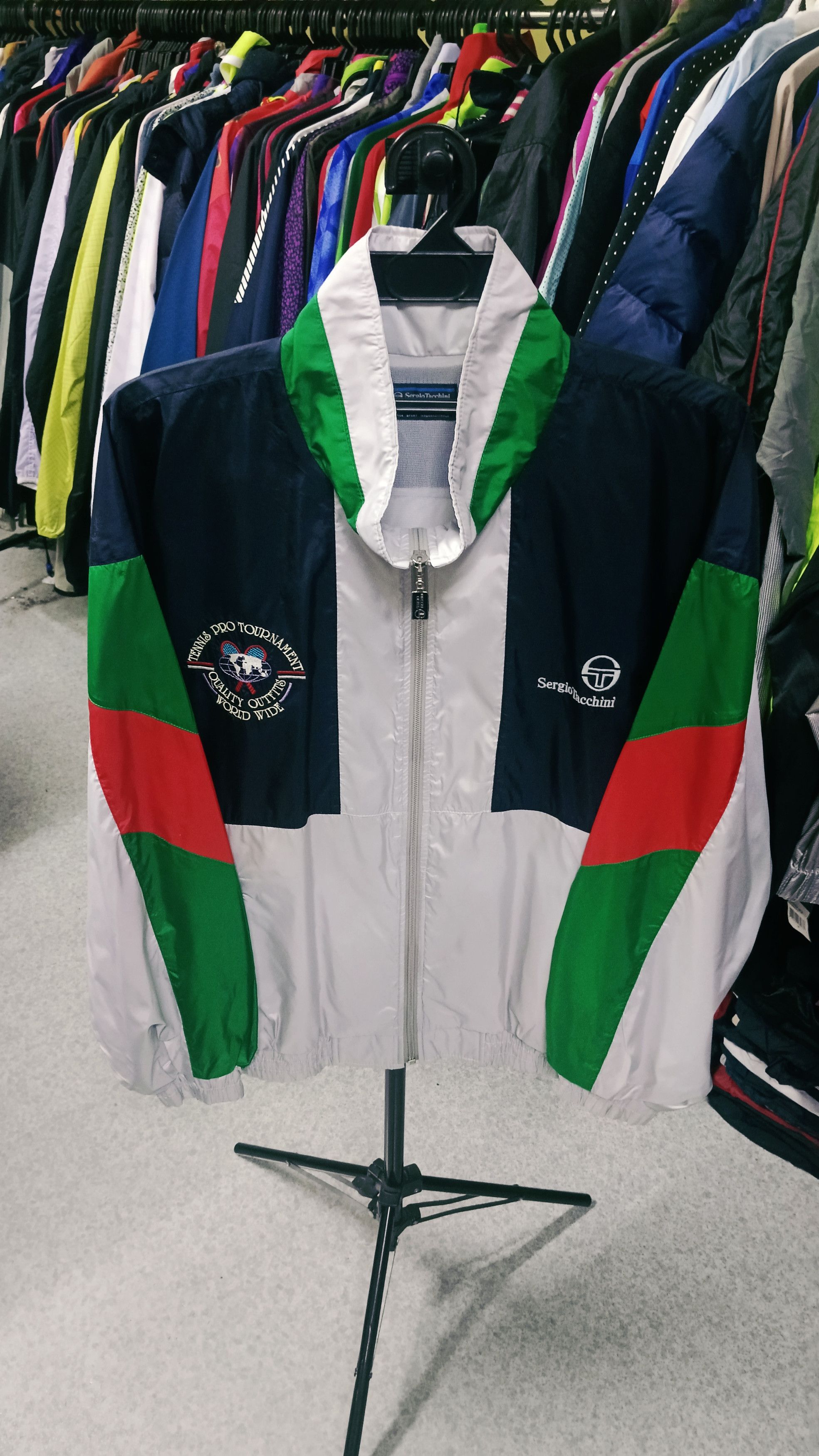Sergio Tacchini × Vintage Vintage Sergio Tacchini Tennis Pro Tournament Light Jacket Size US XL / EU 56 / 4 - 1 Thumbnail