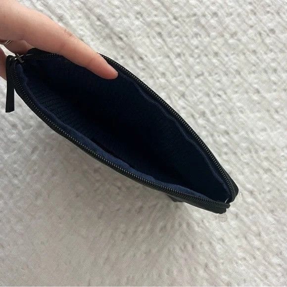 Tumi NEW TUMI Zip Pouch Carry Travel Bag Gray Black One Size Smal Size ONE SIZE - 5 Thumbnail