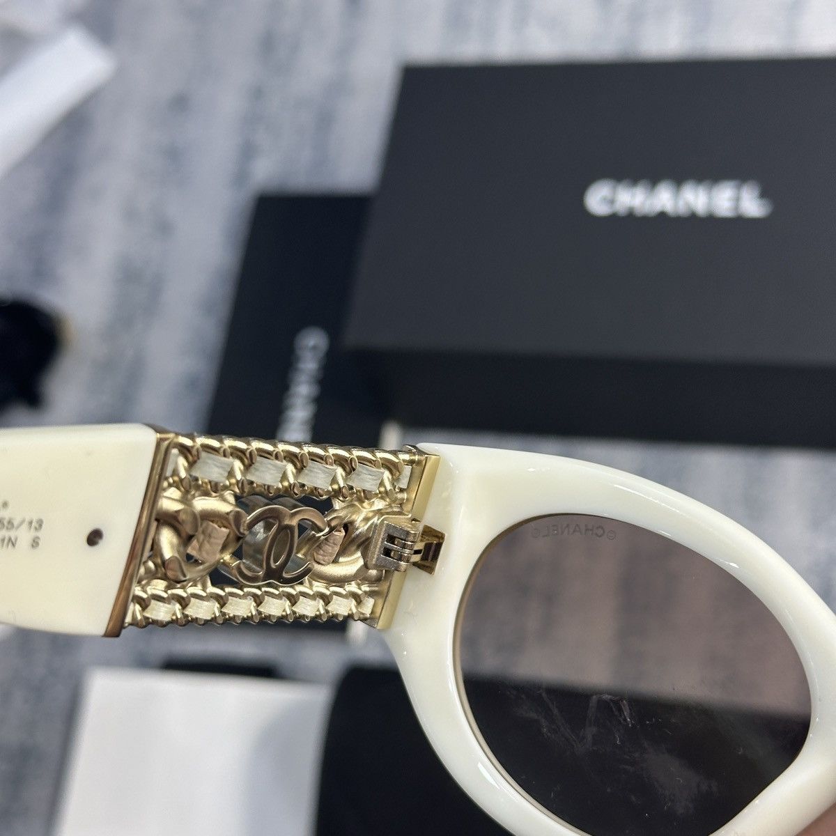 Chanel CHANEL 0CH5536Q 125513 SUNGLASSES Size ONE SIZE - 8 Thumbnail