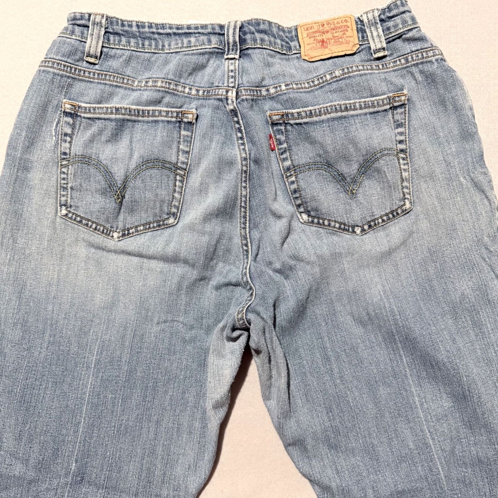 Levi's Levi's 515 Jeans Women's 16S Medium Wash Denim Stretch High-Rise Bootcut Blue Women Sized 16 Regular Jeans 515 Bootcut Size 38" / US 16 / IT 52 - 4 Thumbnail