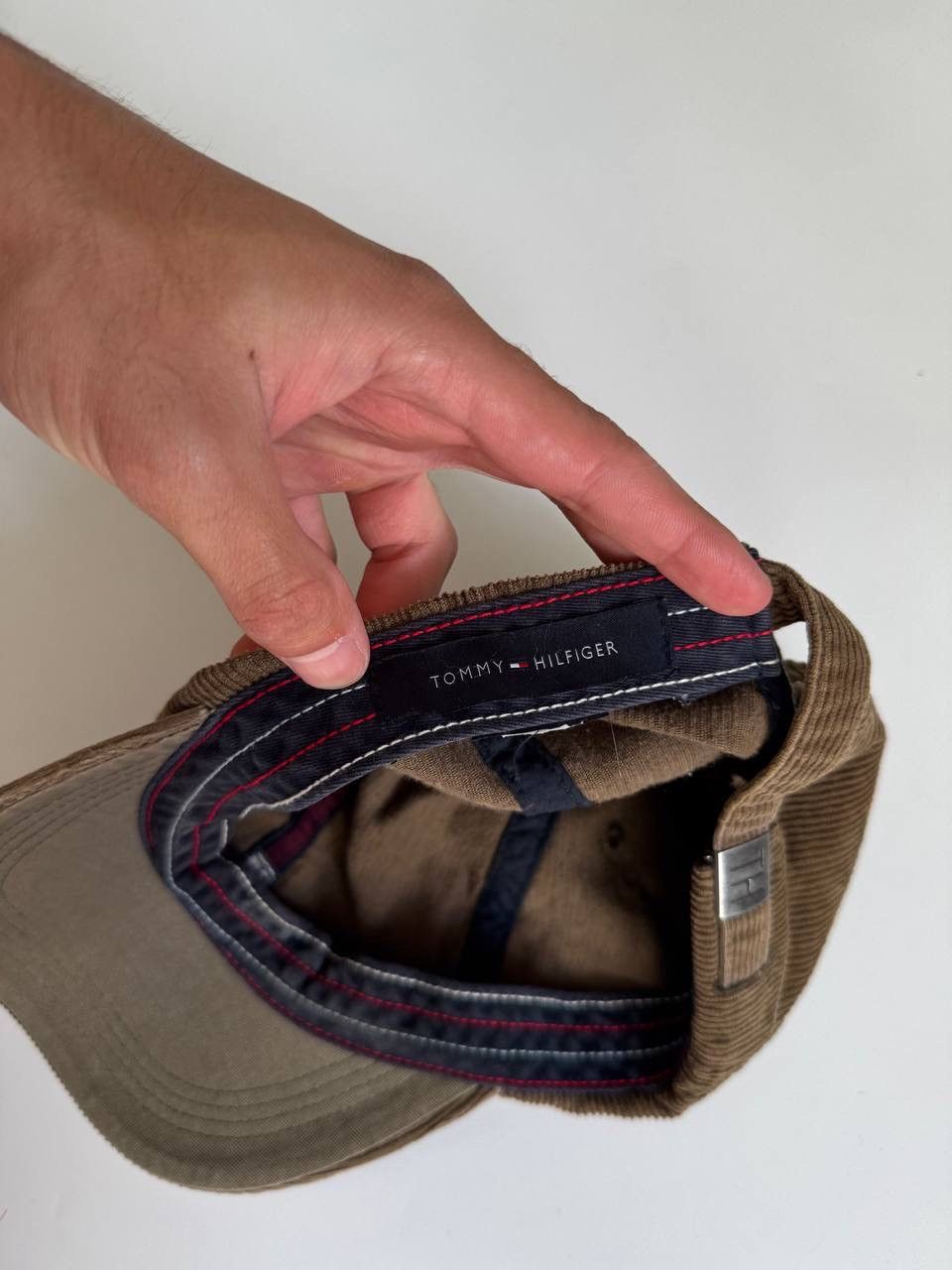 Tommy Hilfiger Tommy Hilfiger Velvet cap OS NY style Size ONE SIZE - 5 Thumbnail