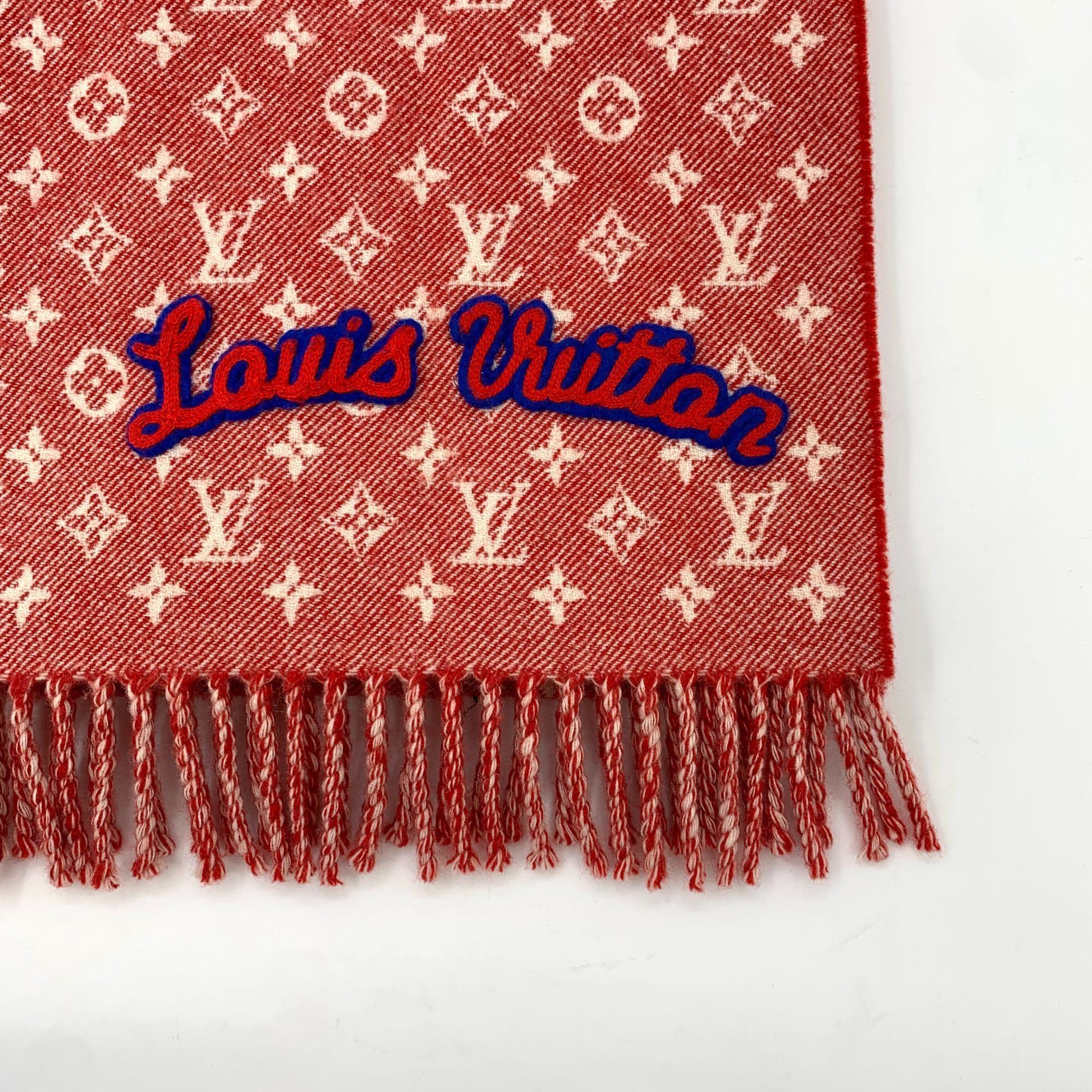 Louis Vuitton Louis Vuitton Red Monogram Wool & Cashmere Fringe Scarf 200x Size ONE SIZE - 8 Thumbnail