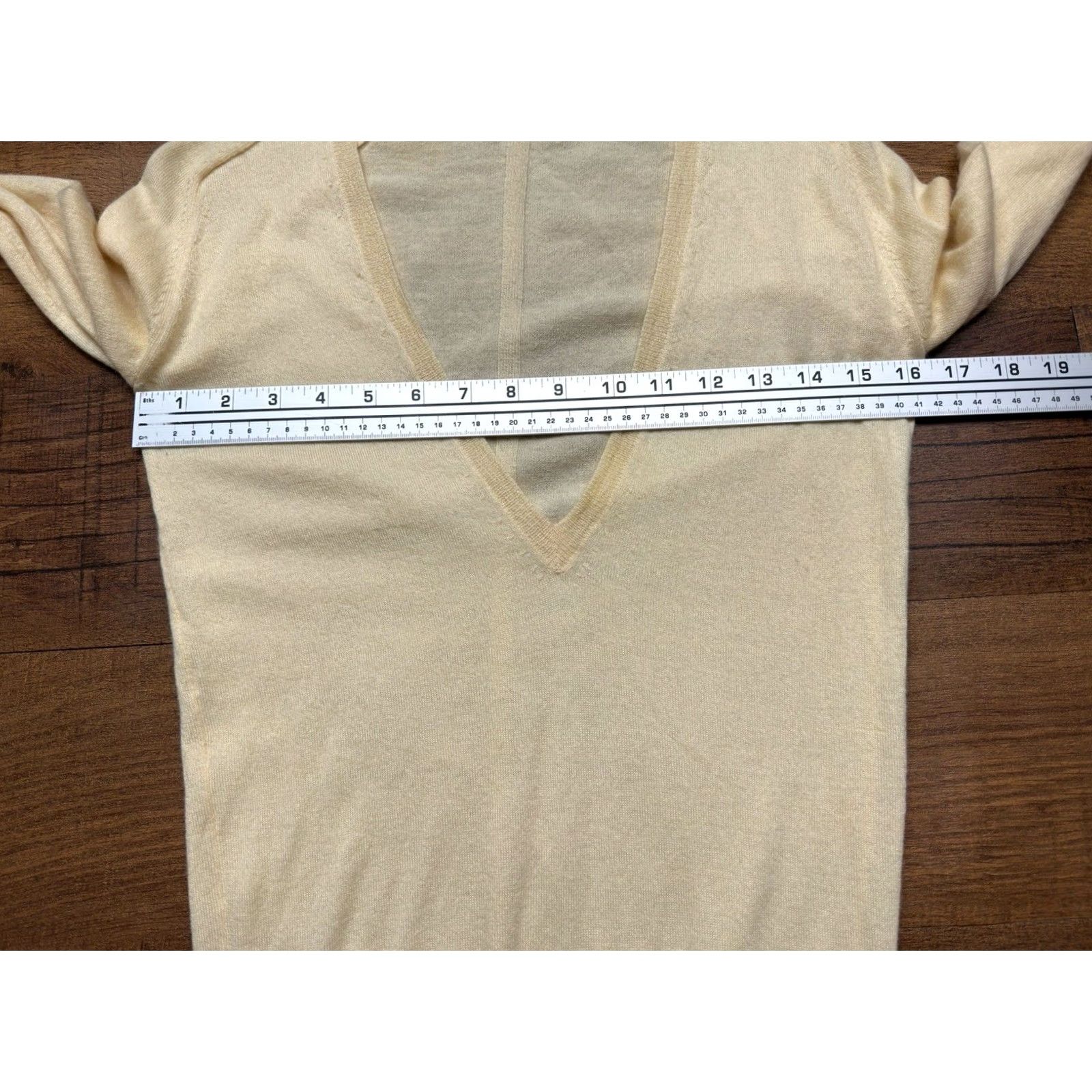 Theory THEORY Women's 100% Cashmere Sweater V-Neck Pullover Petite P Ivory Shirt Womens Pullover Knit Vintage No Size S / US 4 / IT 40 - 7 Thumbnail