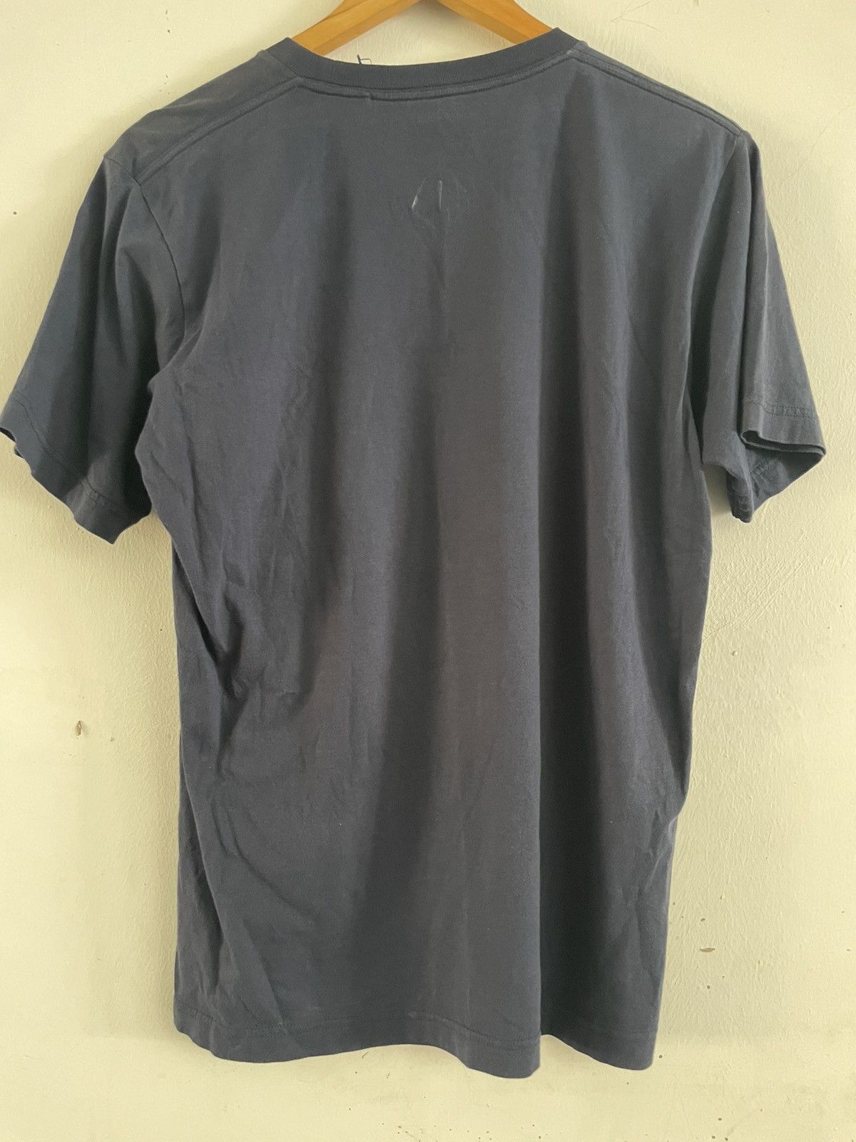 Anime Uniqlo x Jujutsu Kaisen Itadori Size US M / EU 48-50 / 2 - 8 Thumbnail