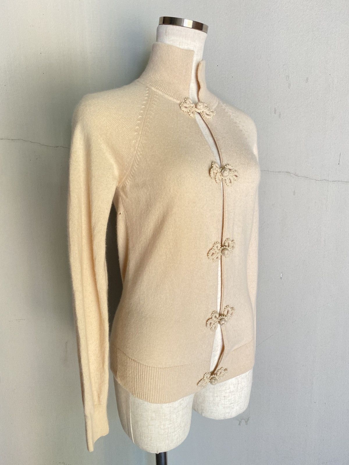 Shanghai Tang SHANGHAI TANGA Brown Soft Knit Mandarin Collar Top Size M / US 6-8 / IT 42-44 - 11 Thumbnail