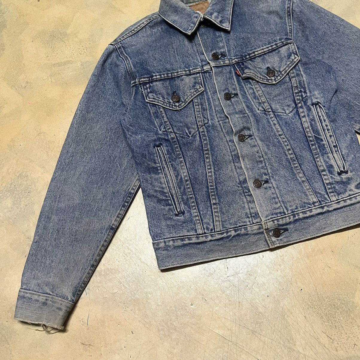 Levi's Vintage Levis Distressed Denim Jacket Size US S / EU 44-46 / 1 - 4 Thumbnail