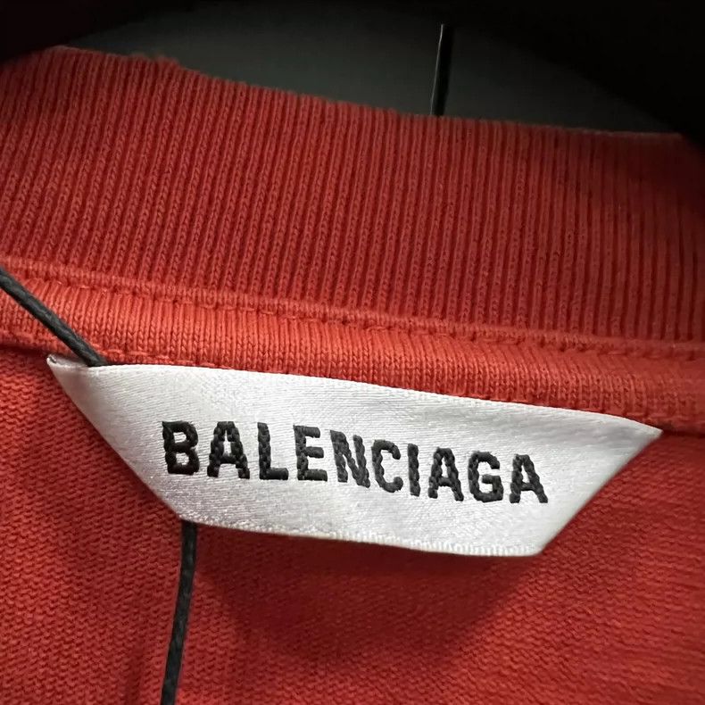Balenciaga Balenciaga Red Gothic Style Logo Short Sleeve Size US L / EU 52-54 / 3 - 3 Thumbnail