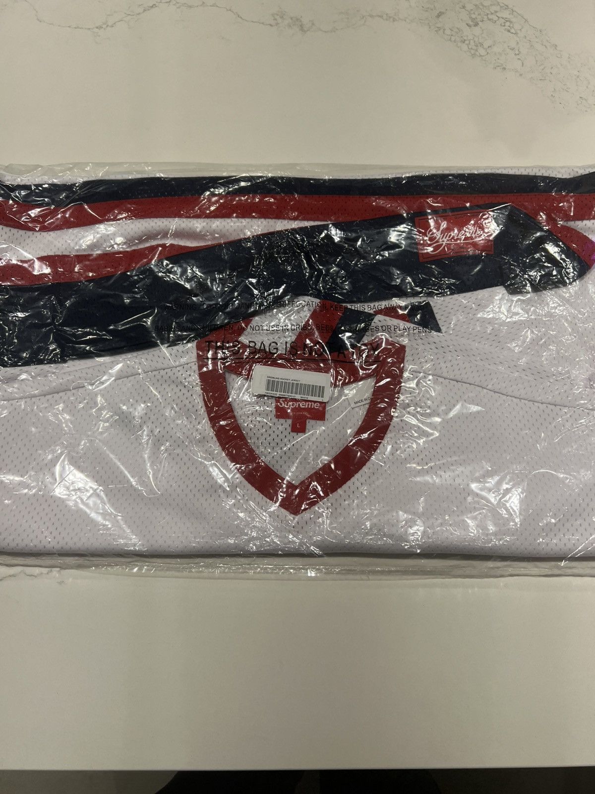 Supreme Supreme Gremlins Hockey Jersey White Large Size US L / EU 52-54 / 3 - 4 Thumbnail