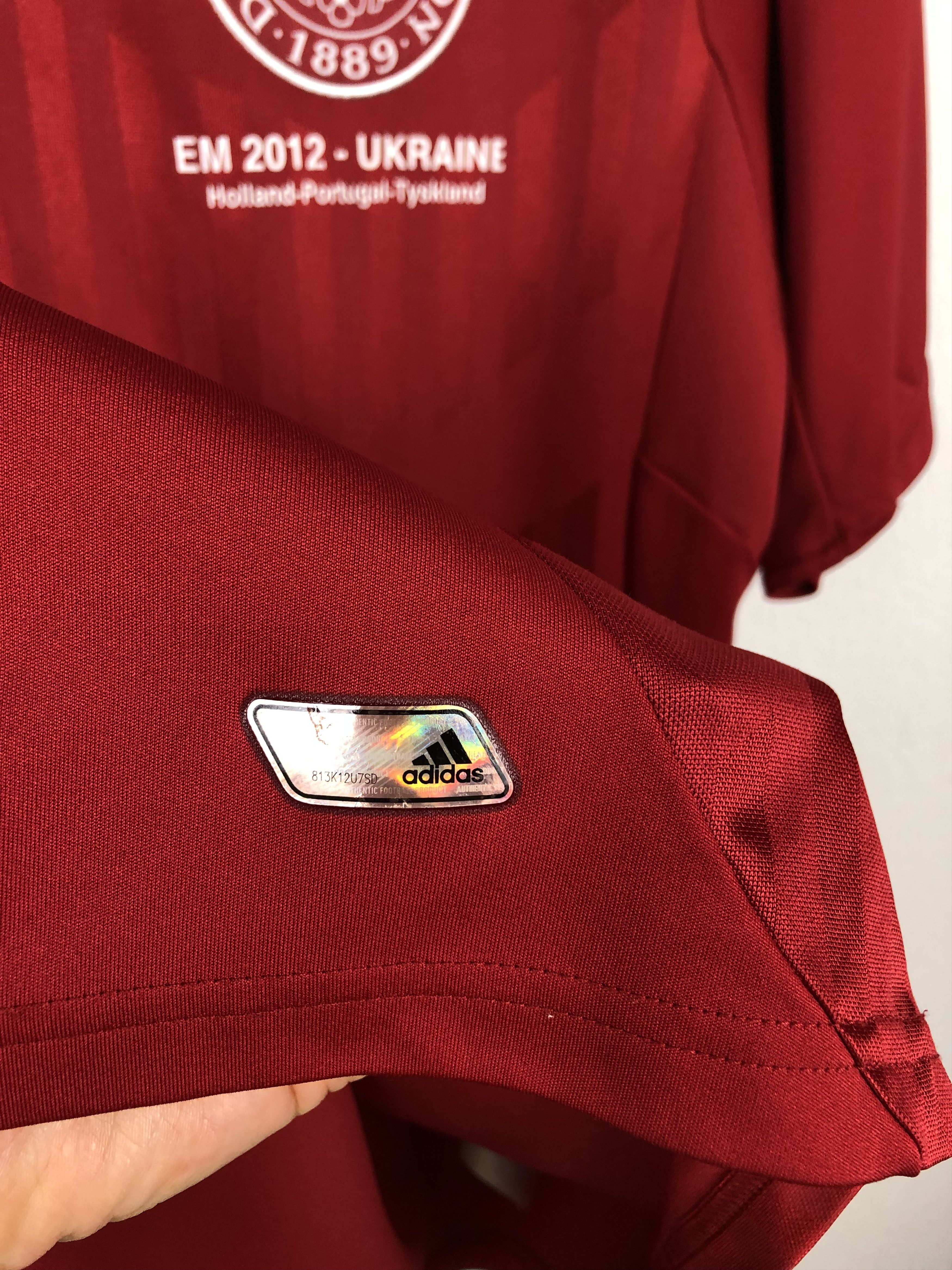 Adidas Denmark Home football shirt 2012 Soccer Adidas EURO Jersey Size US L / EU 52-54 / 3 - 5 Thumbnail