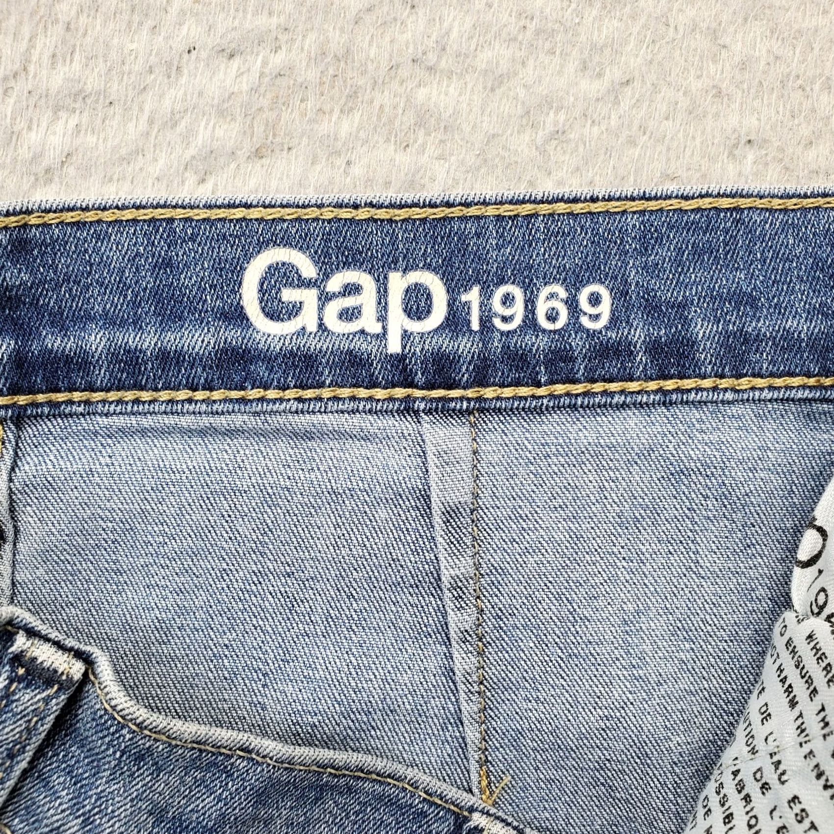 Gap Gap Jeans Midi Skirt Womens 27 Blue Denim Medium Wash Pockets Button Front Slit Pockets A-Line Casual Shirt not; Size 27" / US 4 / IT 40 - 4 Thumbnail